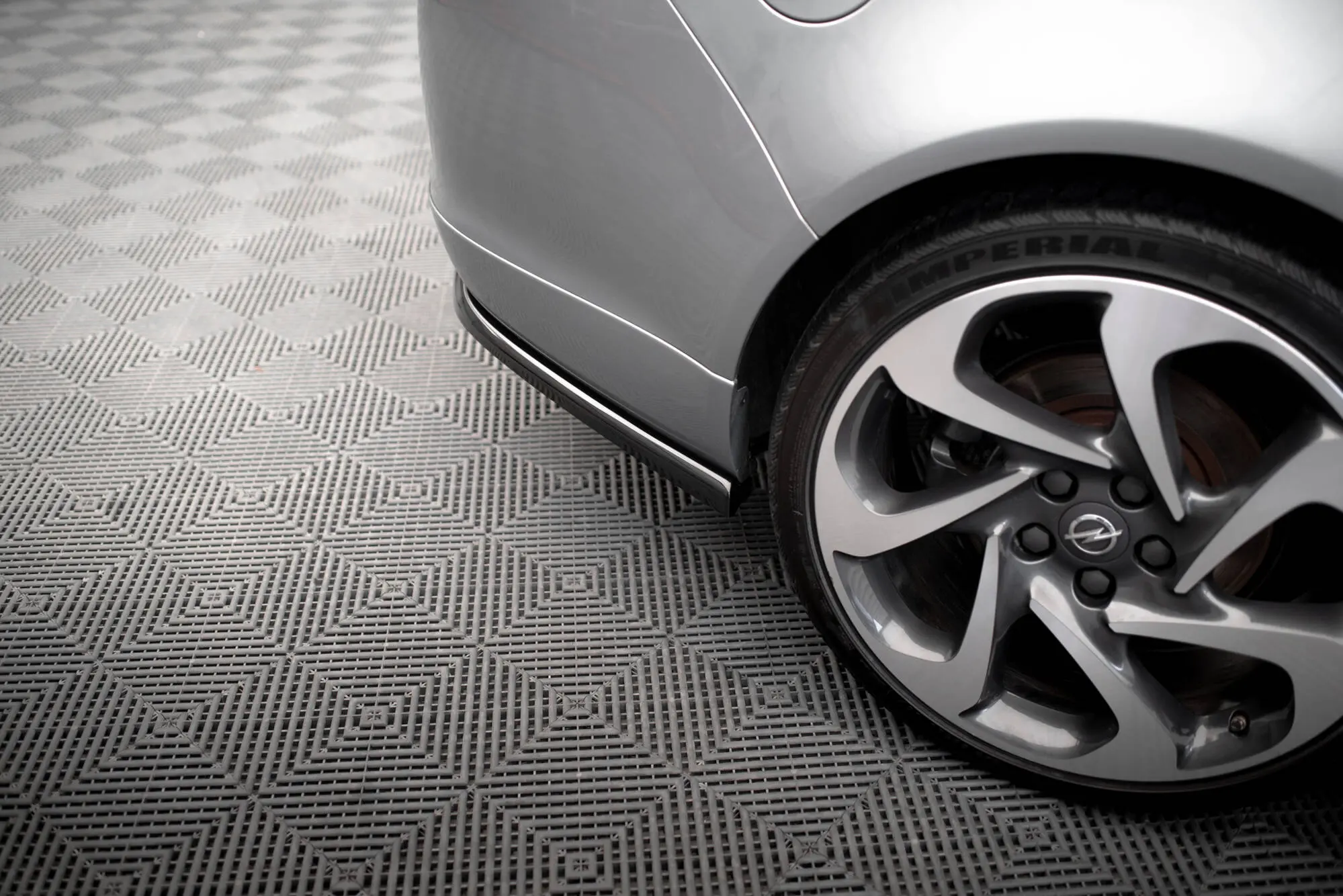 Sidesplitters bak Opel Insignia mk1 OPC-Line 2008 - 2013 | Glossy Black Edition – bilde 3