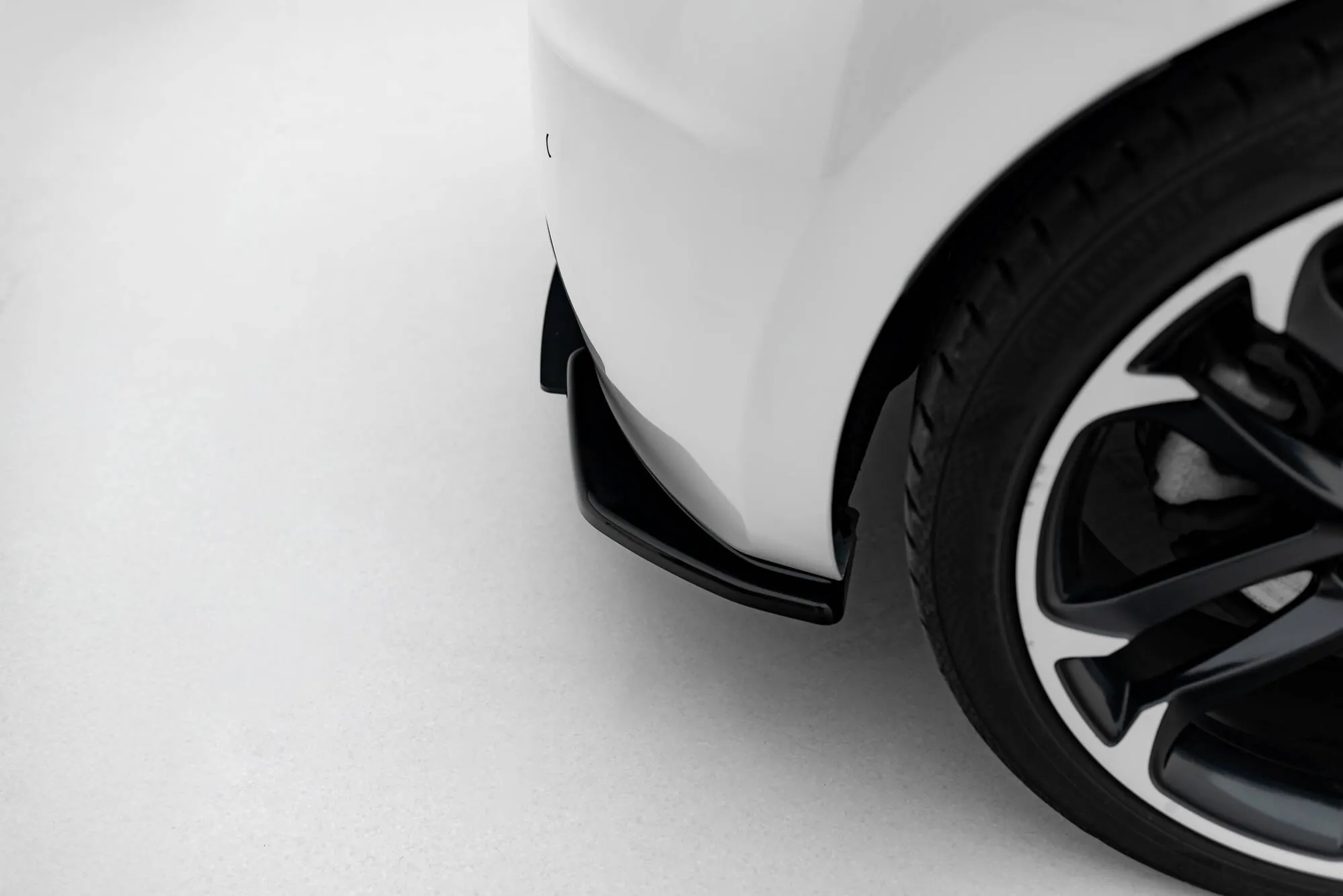 Sidesplitters bak Peugeot Rcz 2010-2015 | Glossy Black Edition – bilde 3