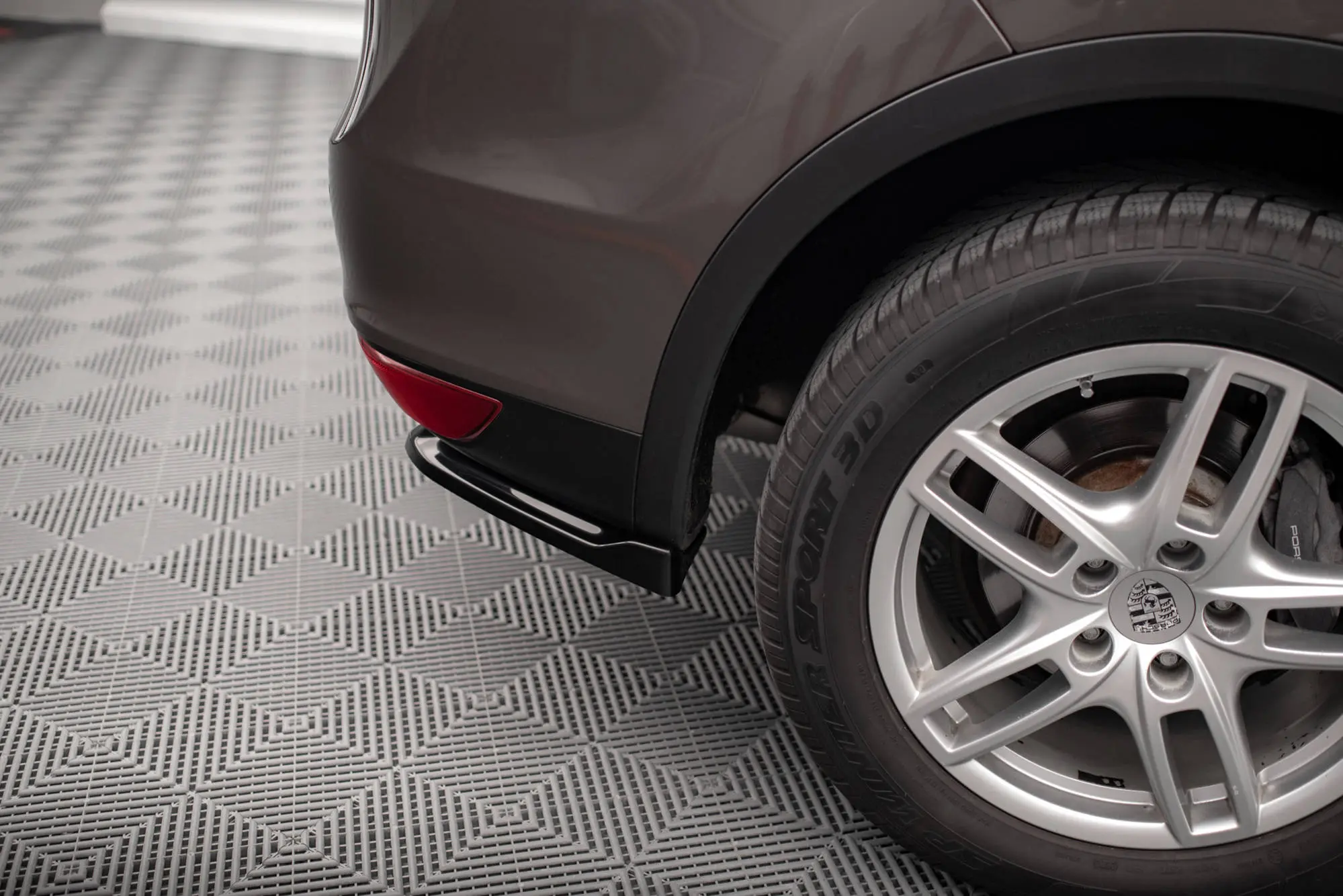 Sidesplitters bak Porsche Cayenne II (92A) 2010 - 2014 – bilde 2