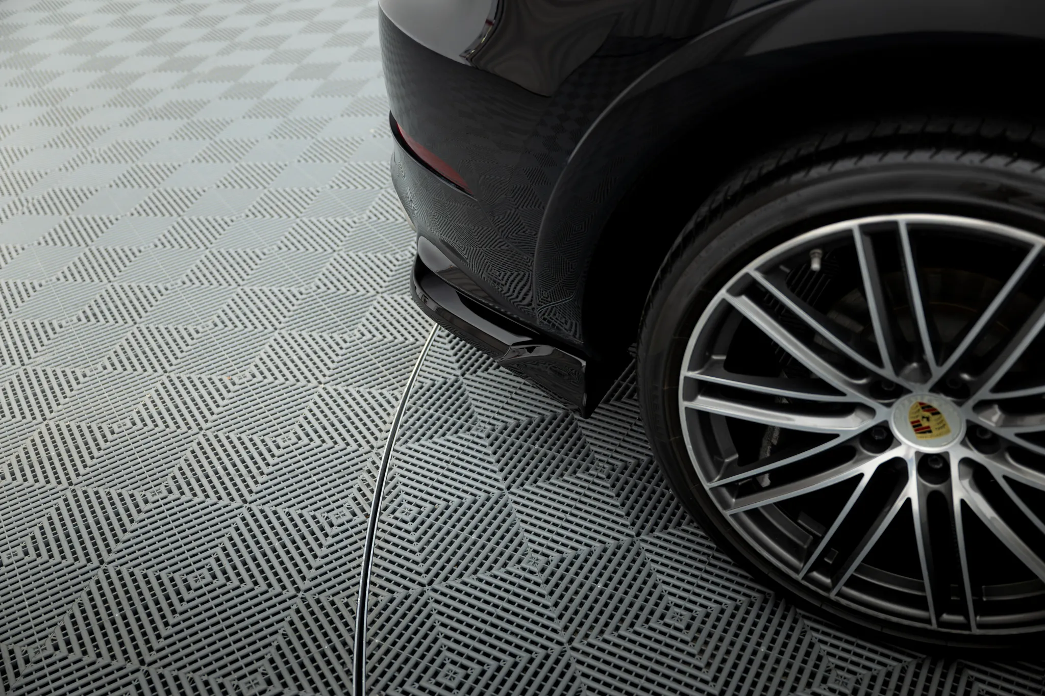 Sidesplitters bak Porsche Cayenne III (9YA) Sport Design 2017 - 2023 | Glossy Black Edition
