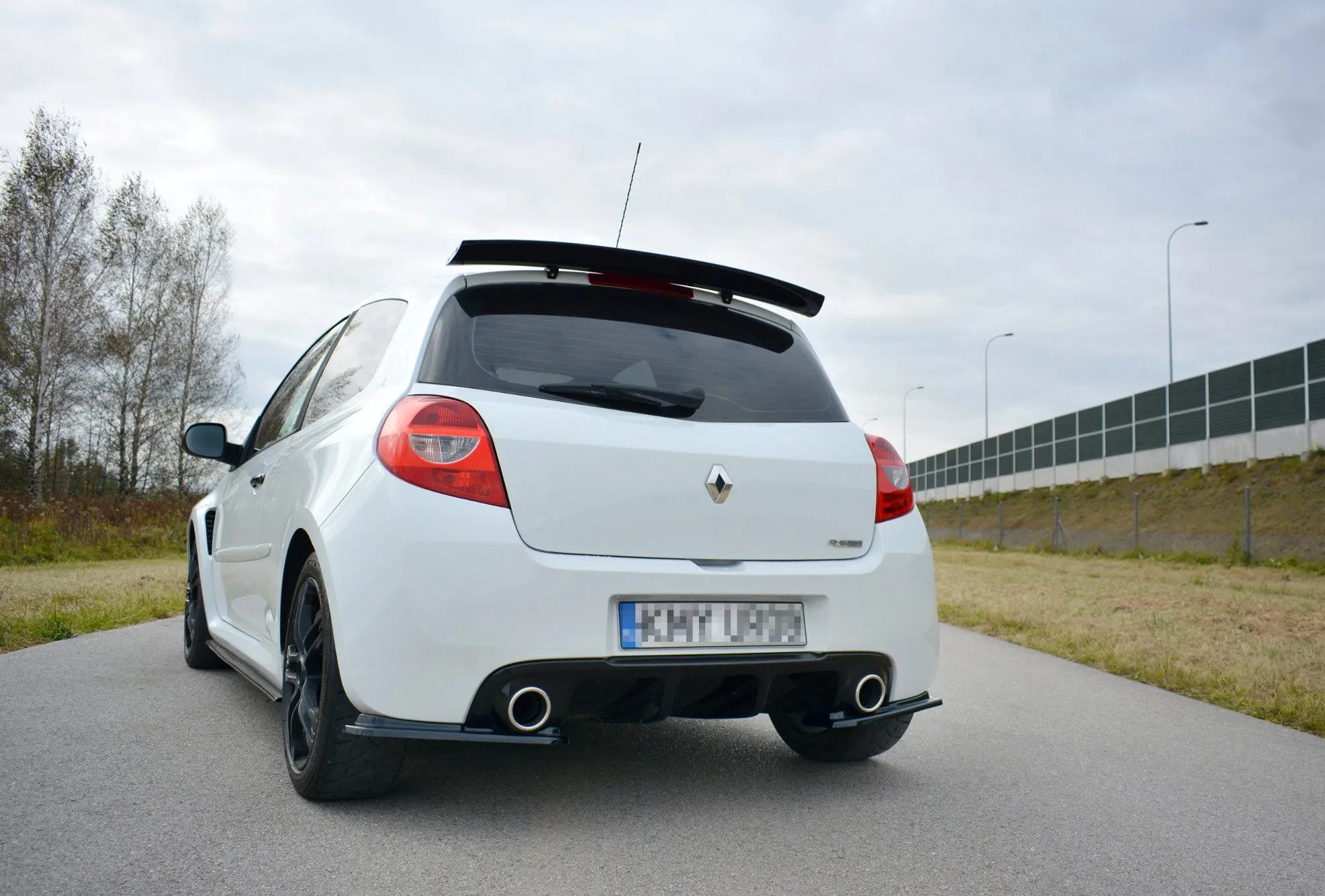 Sidesplitters bak Renault Clio III RS Facelift 2009 - 2012 | Glossy Black Edition – bilde 2