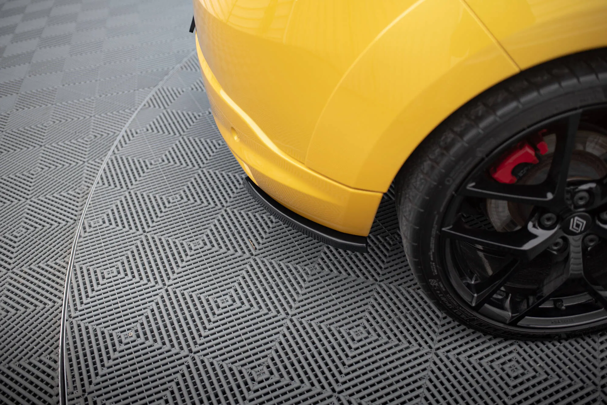 Sidesplitters bak Renault Megane III RS 2010-2015 | Glossy Black Edition – bilde 4