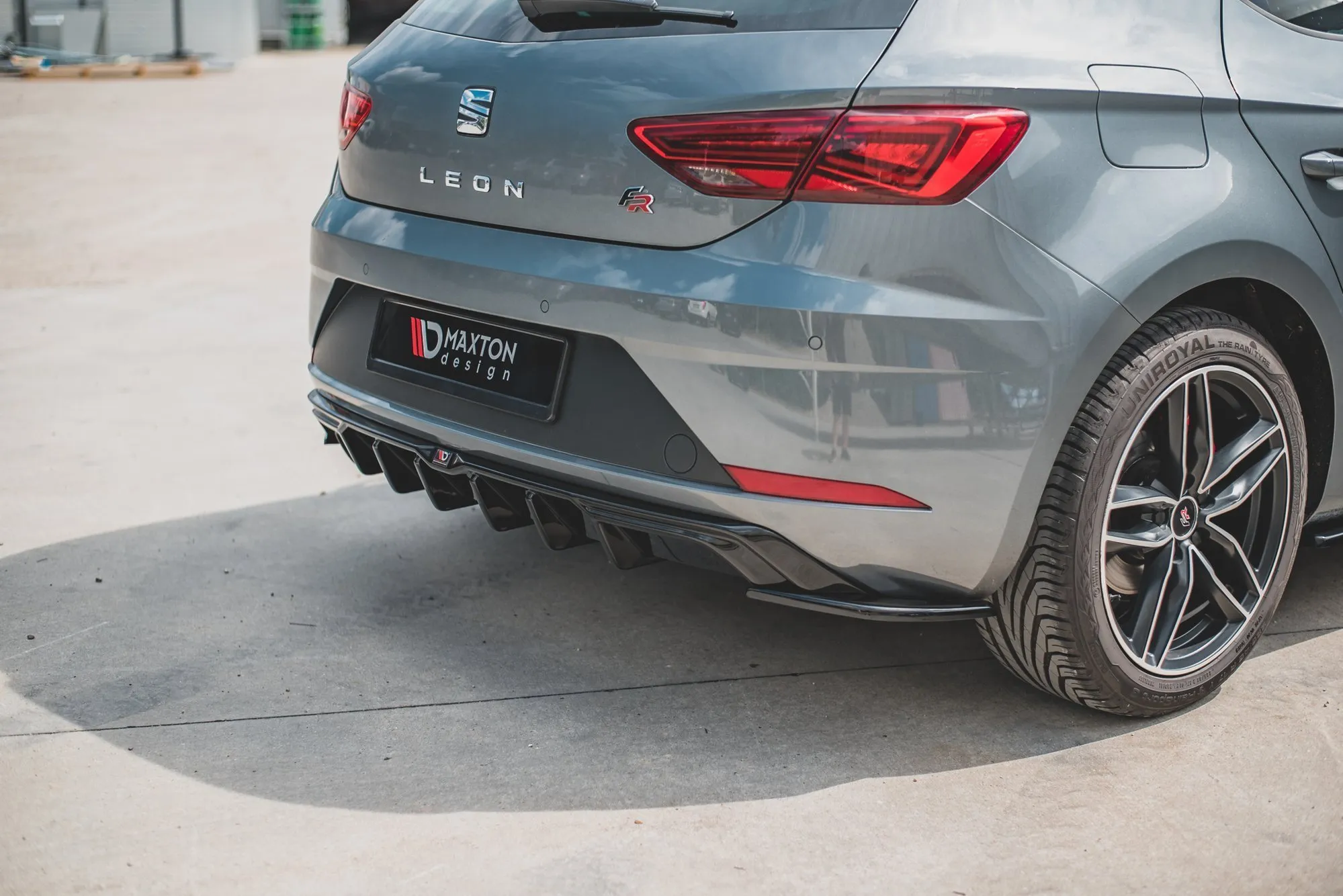 Sidesplitters bak Seat Leon FR (III Facelift) 2016 - 2020 | Glossy Black Edition – bilde 6