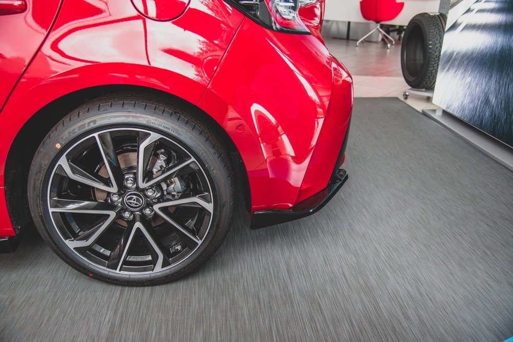 Sidesplitters bak Toyota Corolla XII Hatchback 2019 -> – bilde 2