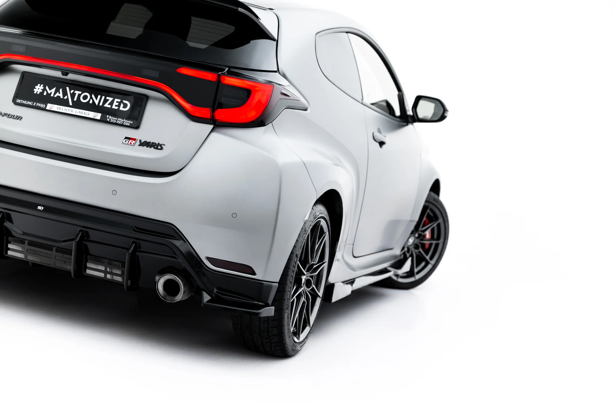 Sidesplitters bak Toyota GR Yaris IV Facelift 2024 -> | Glossy Black Edition V3
