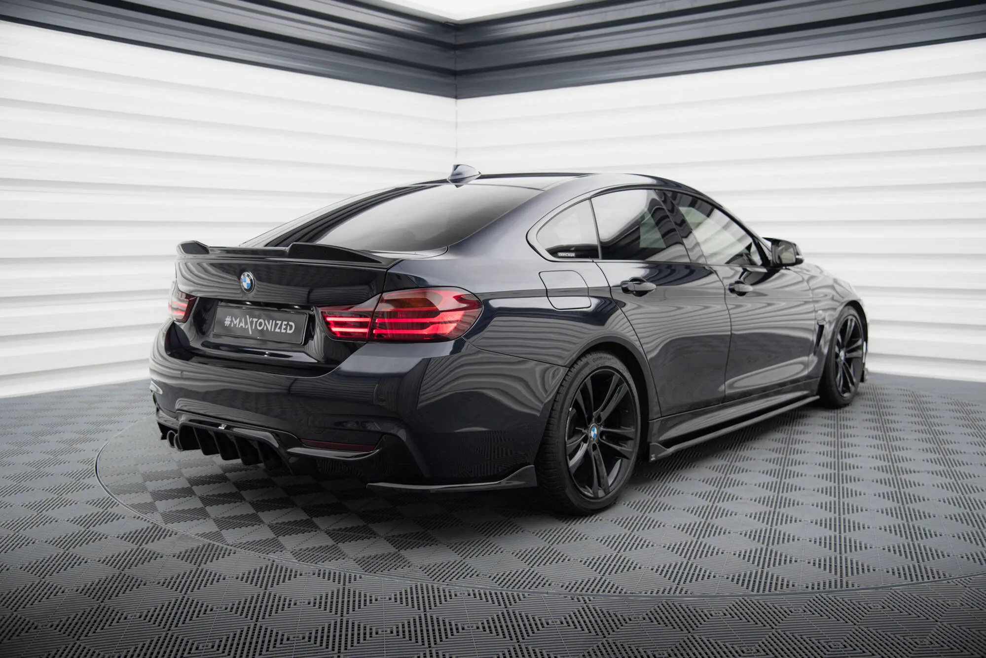 Sidesplitters bak V.1 BMW 4 Gran Coupe (F36) M-Pakke 2014 -2017 | Glossy Black Edition – bilde 2