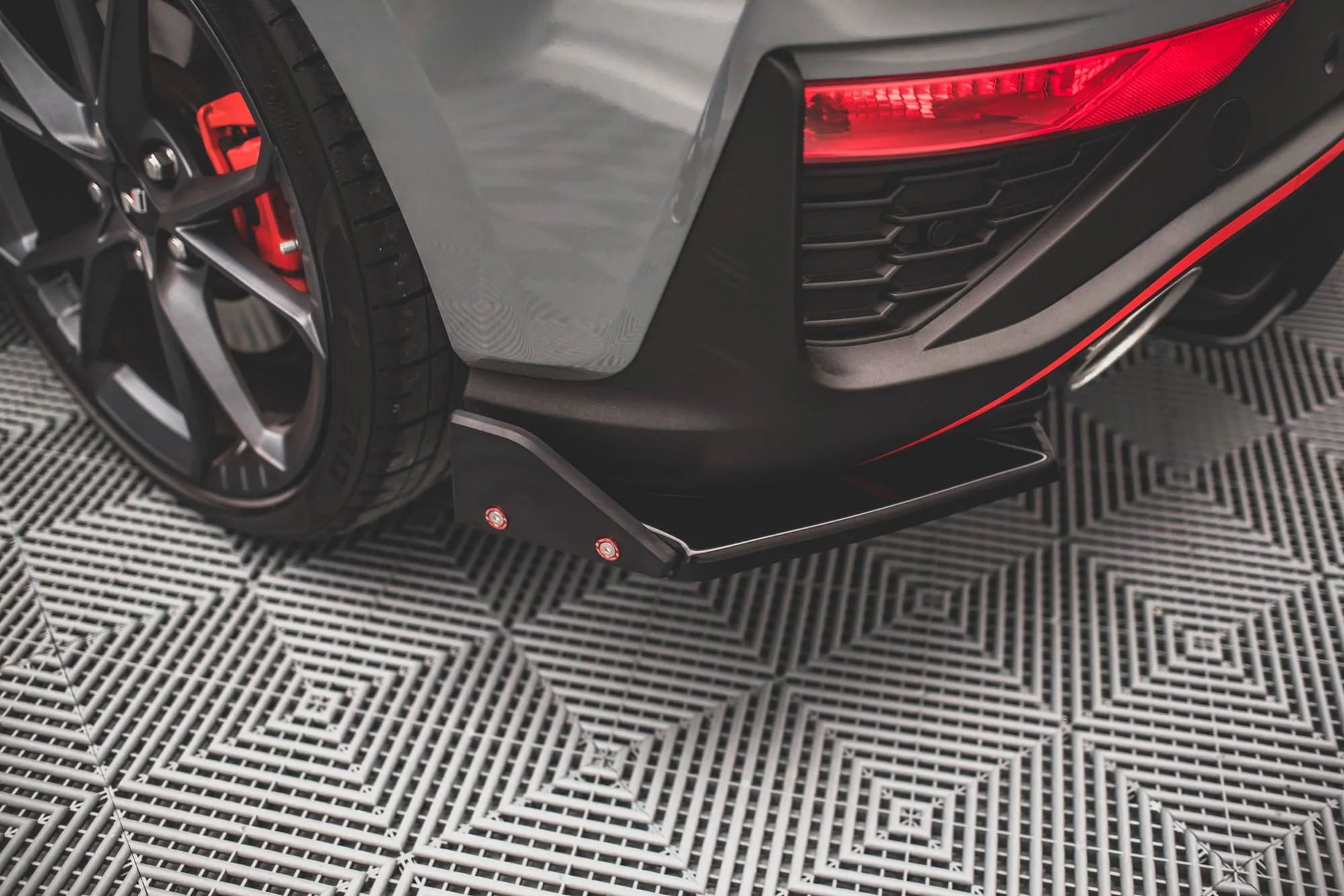 Sidesplitters bak V.1 + Flopper Hyundai i30 III N Facelift 2020 -> | Glossy Black Edition – bilde 3