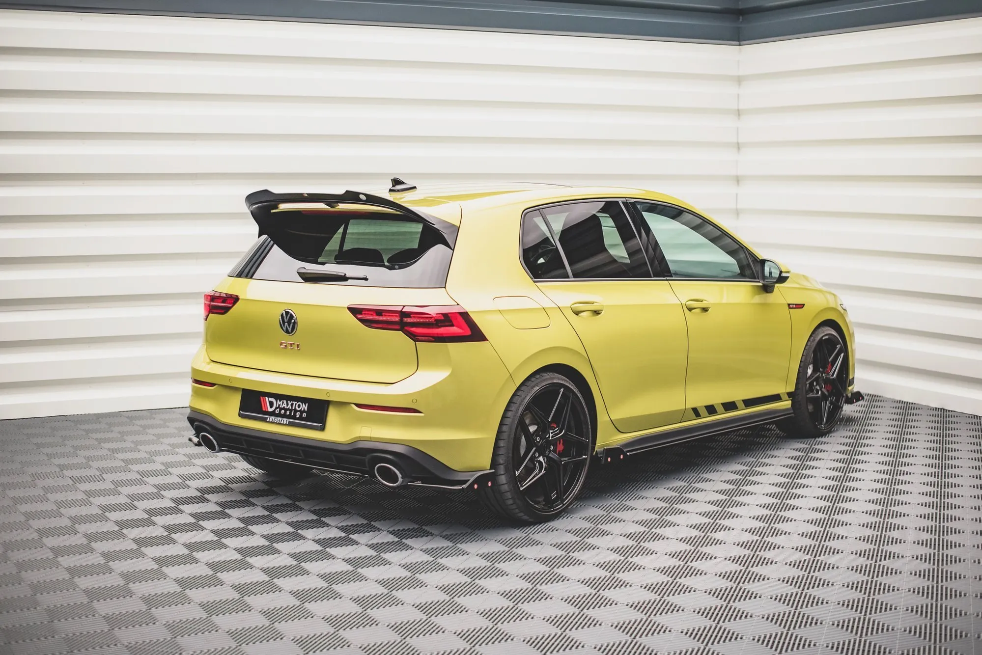 Sidesplitters bak V.1 + Flopper Volkswagen Golf 8 GTI Clubsport 2020-> | Glossy Black Edition – bilde 2