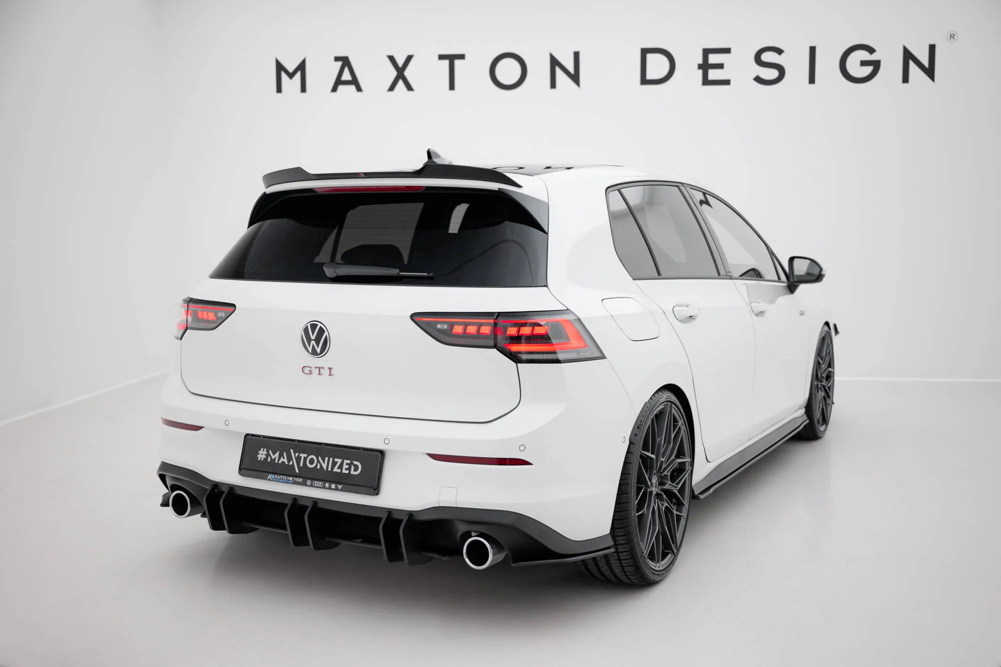 Sidesplitters bak V.1 VW Golf 8 GTI / GTI Clubsport / R-line 2020-> | Street Pro Black Edition – bilde 2