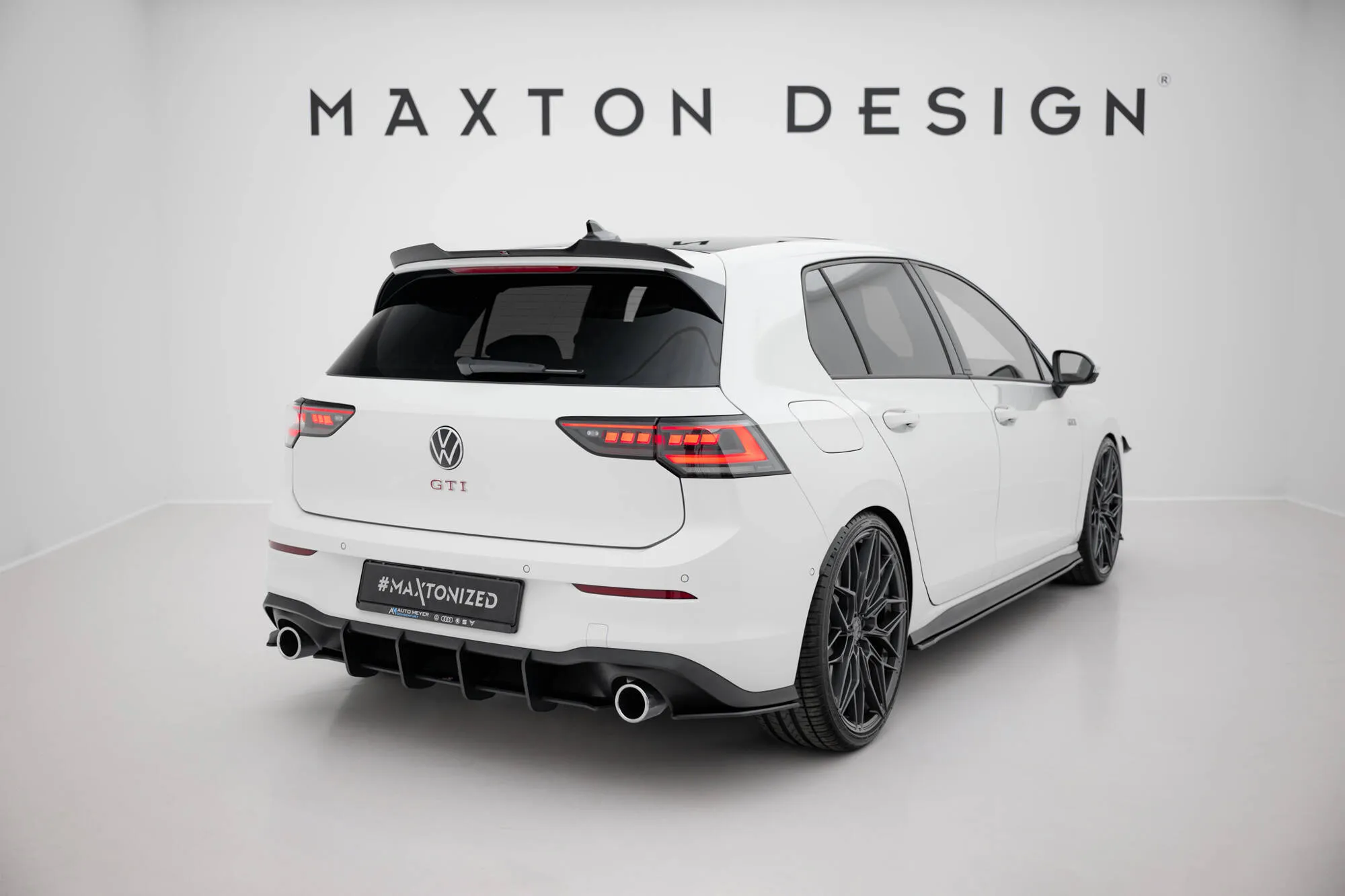 Sidesplitters bak V.1 VW Golf 8 GTI / GTI Clubsport / R-line 2020-> | Street Pro Black Edition – bilde 5