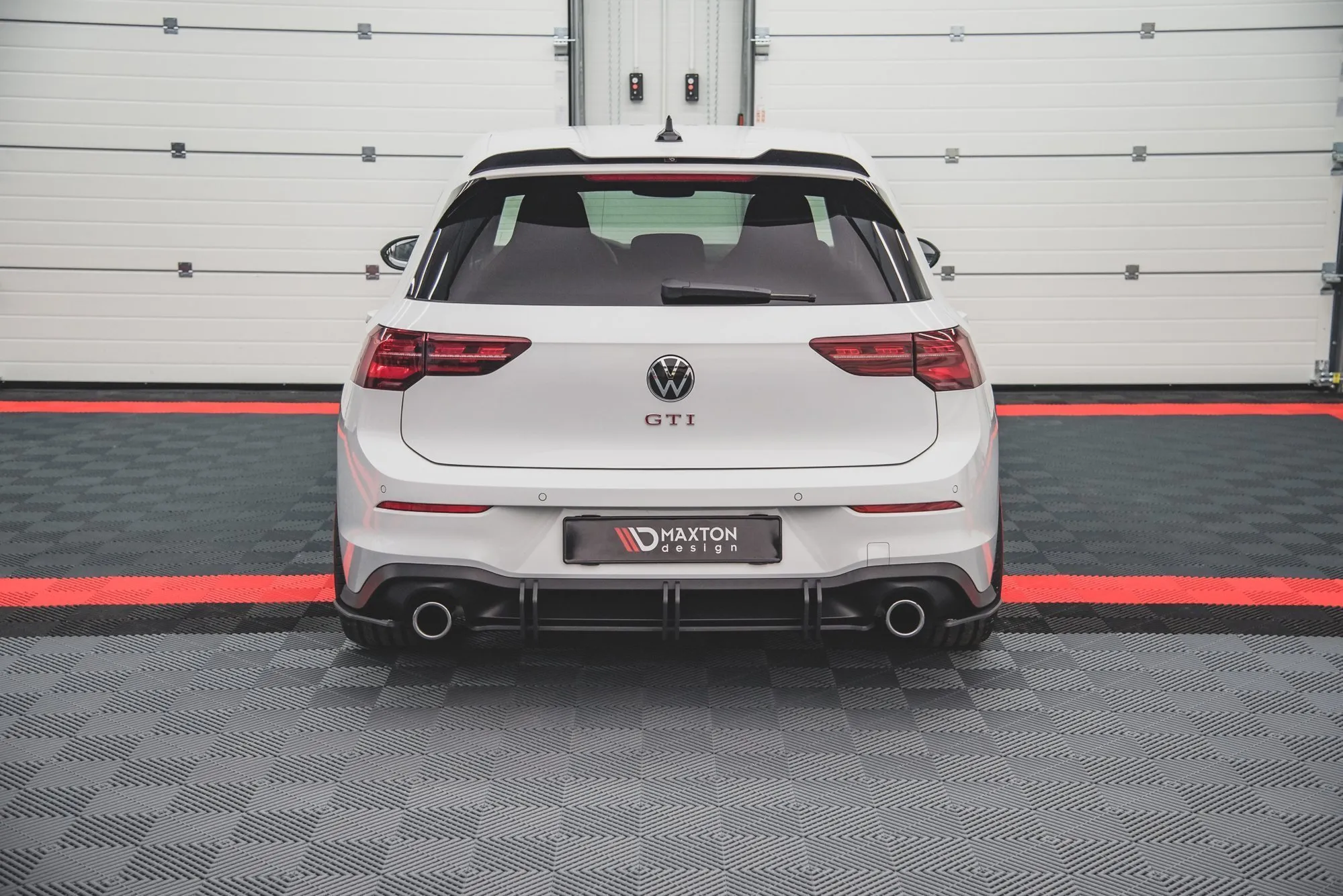 Sidesplitters bak V.1 VW Golf 8 GTI / GTI Clubsport / R-line 2020-> | Street Pro Black Edition – bilde 7