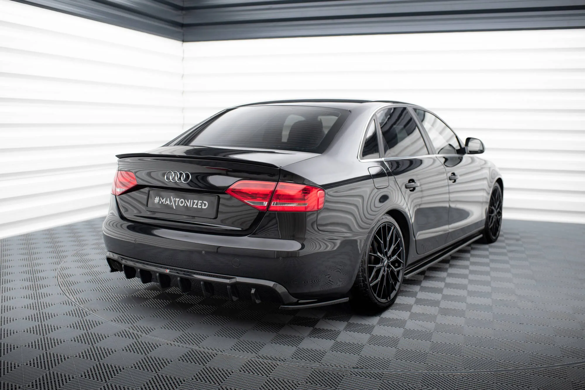 Sidesplitters bak V.2 Audi A4 B8 2007 - 2011 | Glossy Black Edition – bilde 2