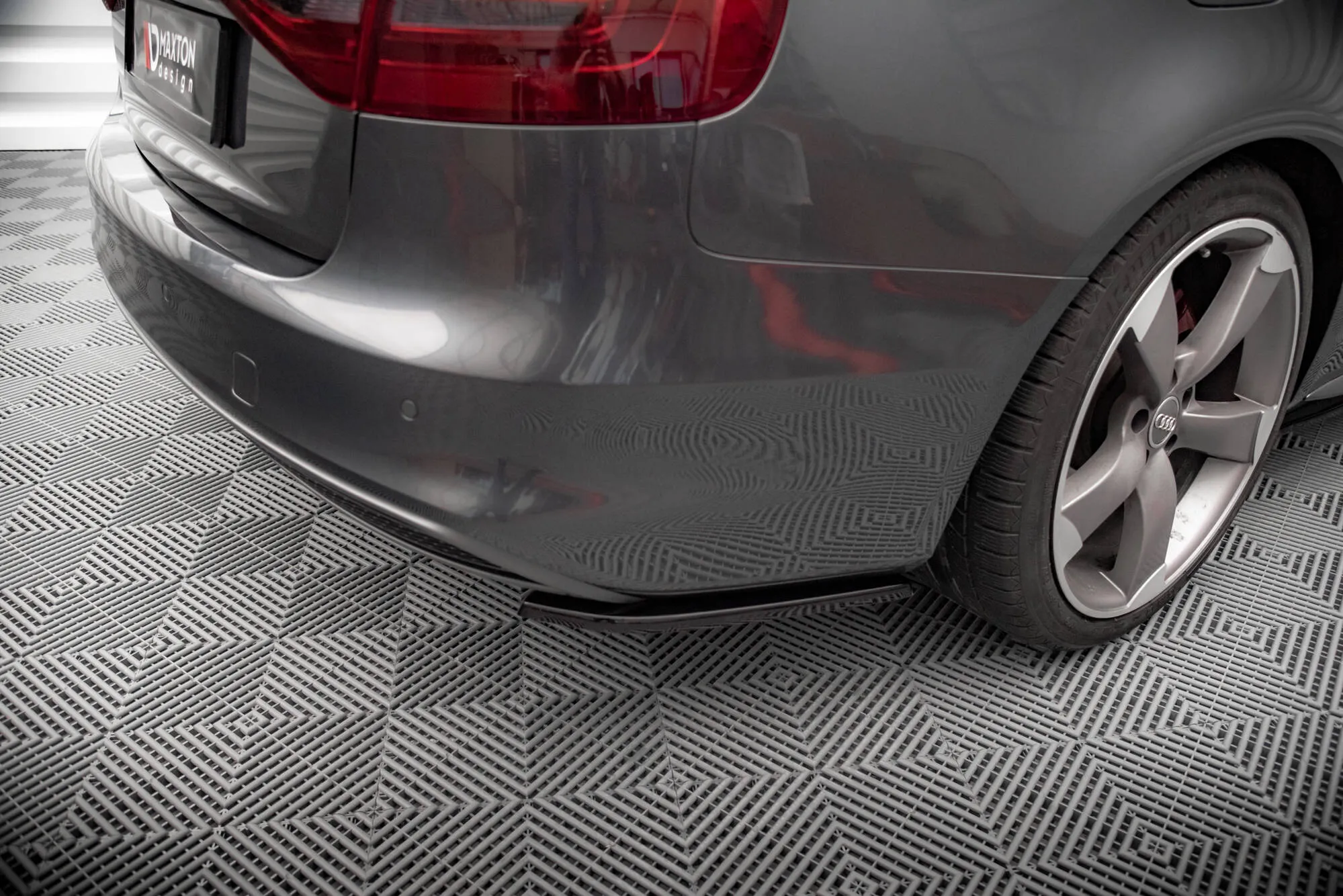 Sidesplitters bak V.2 Audi A4 (B8) Facelift 2011 - 2015 | Glossy Black Edition – bilde 3