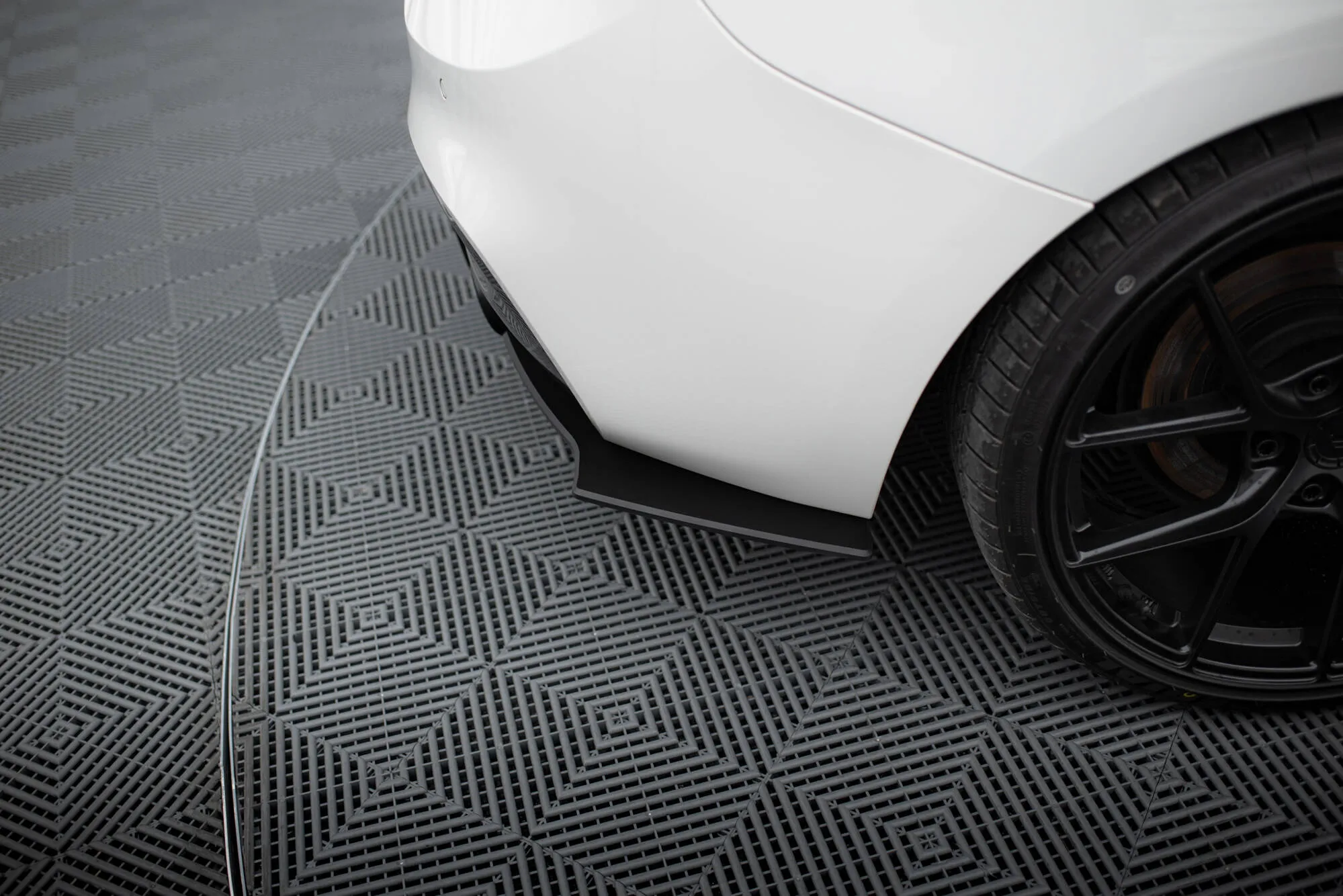 Sidesplitters bak V.2 BMW 1 (F20) M Pack LCI 2015 - 2019 | Street Pro Black Edition – bilde 3