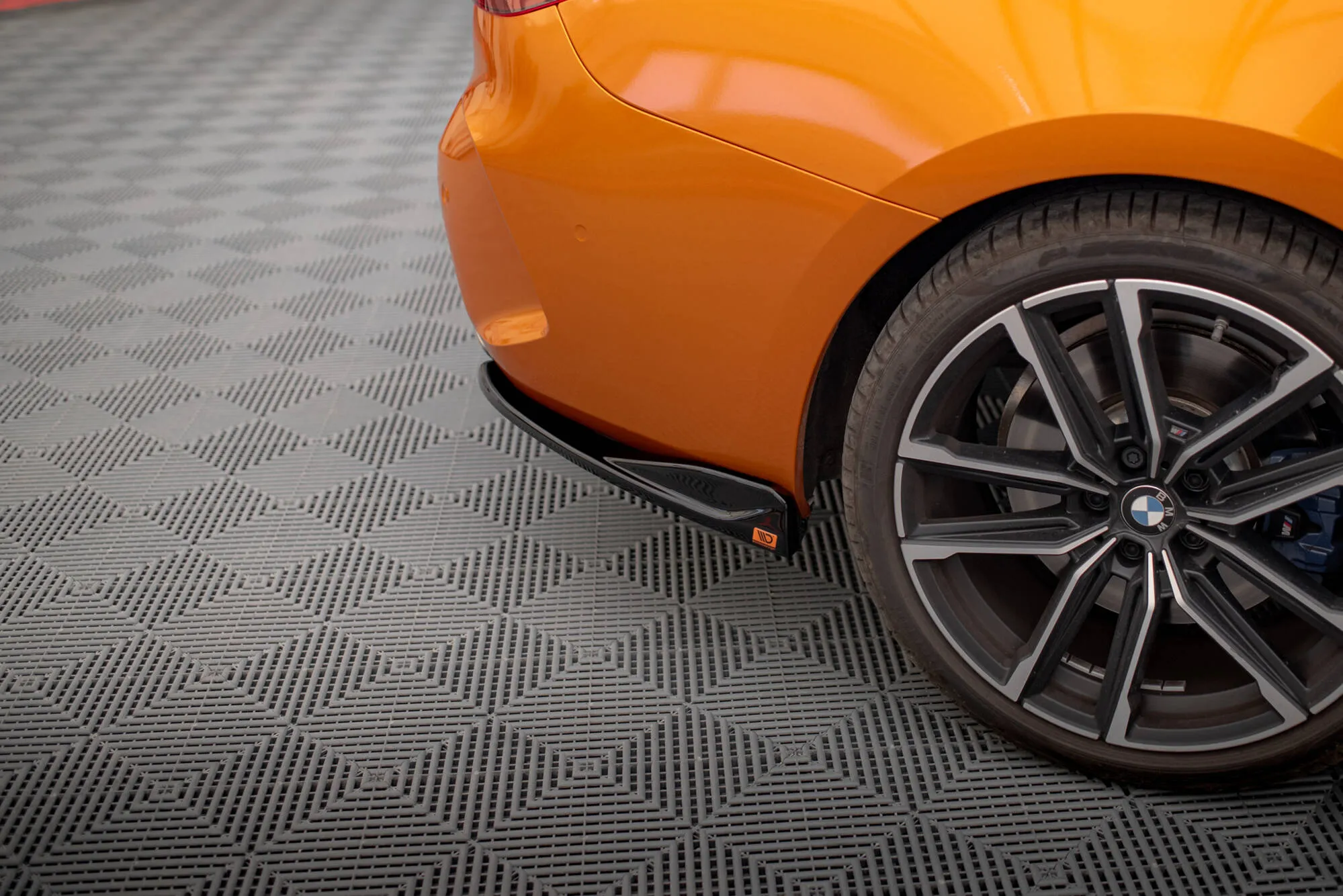 Sidesplitters bak V.2 BMW 4 M-Pack G22 2020-> (v2) | Glossy Black Edition – bilde 3