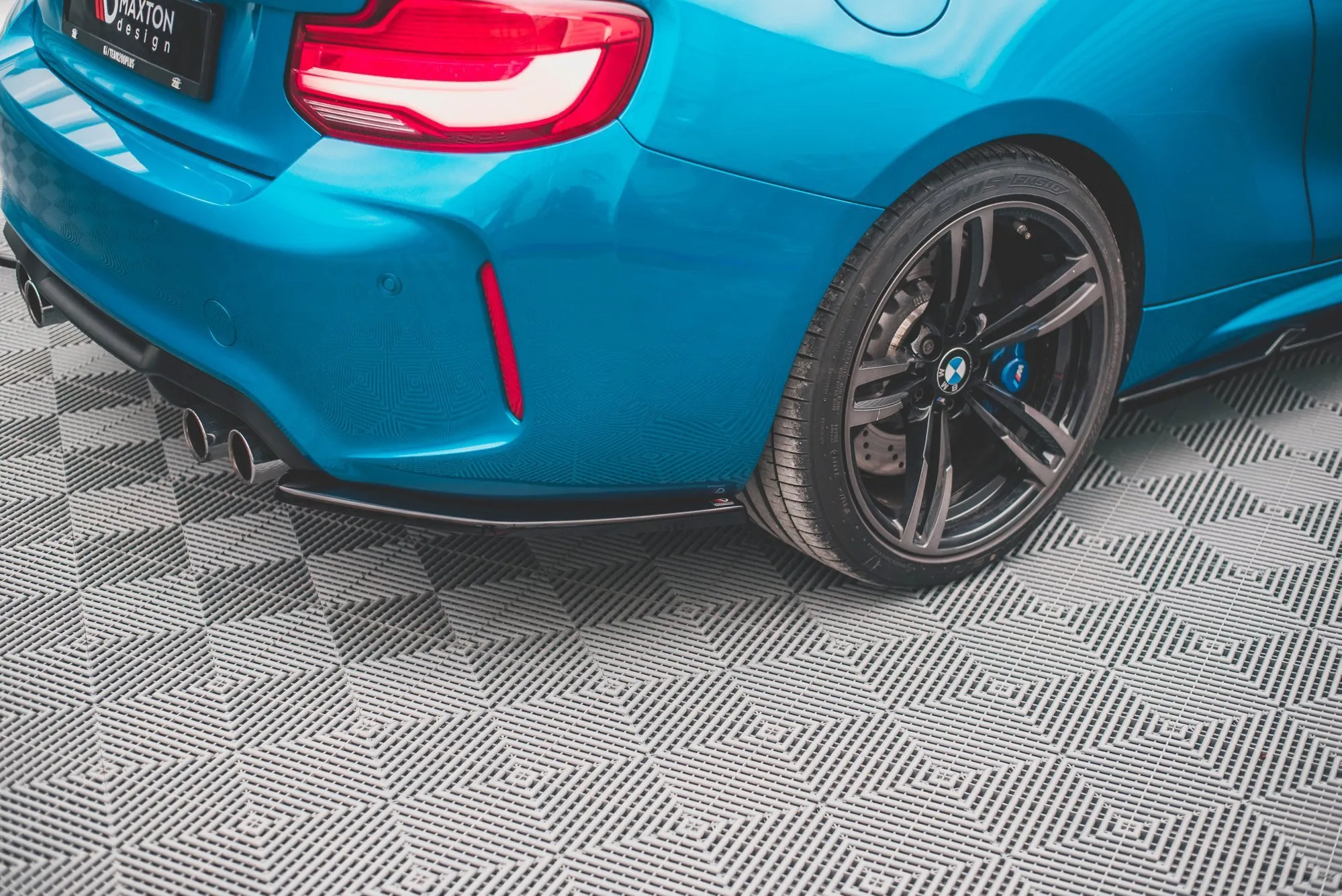 Sidesplitters bak V.2 BMW M2 F87 2016 -> | Glossy Black Edition