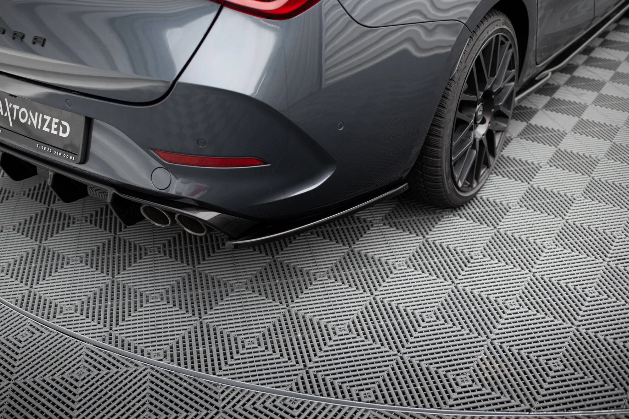 Sidesplitters bak V.2 Cupra Leon ST 2020 -> | Glossy Black Edition