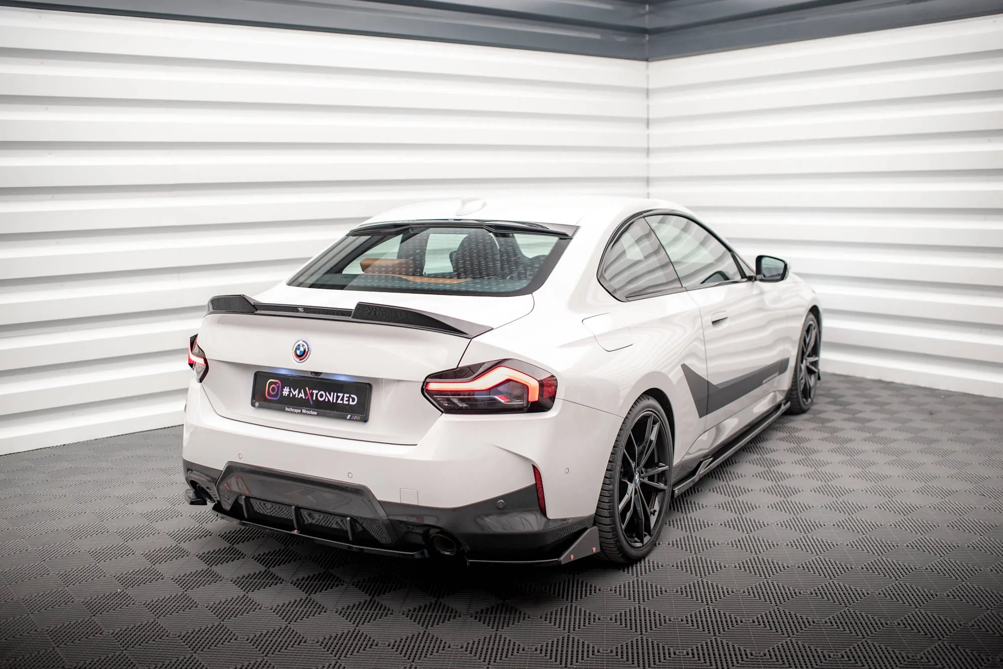 Sidesplitters bak V.2 + Flopper BMW 2 Coupe (G42) M Pack 2021 -> | Glossy Black Edition
