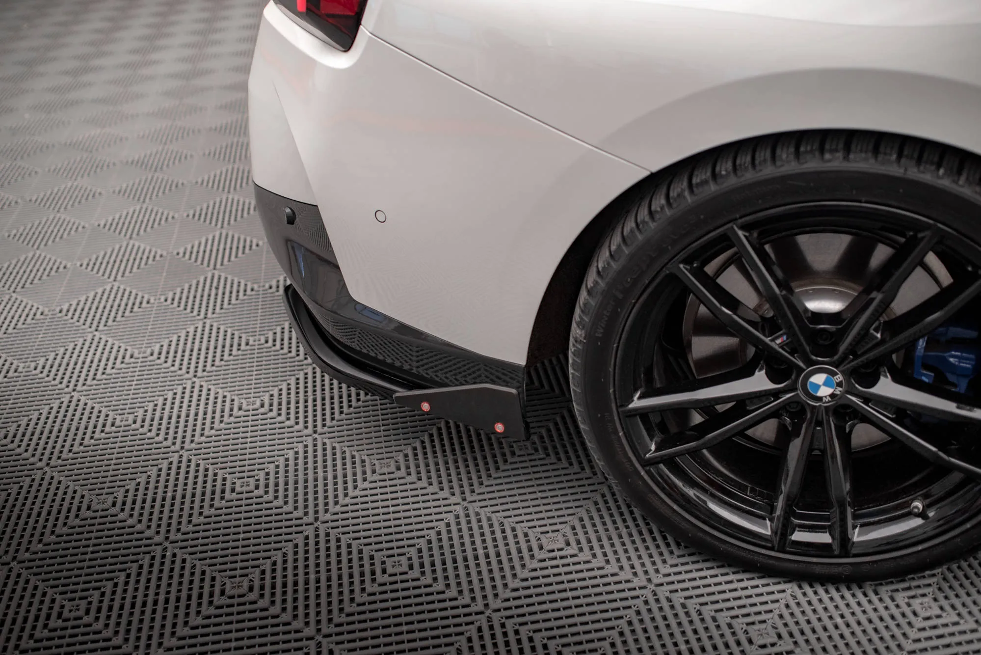 Sidesplitters bak V.2 + Flopper BMW 2 Coupe (G42) M Pack 2021 -> | Glossy Black Edition – bilde 2