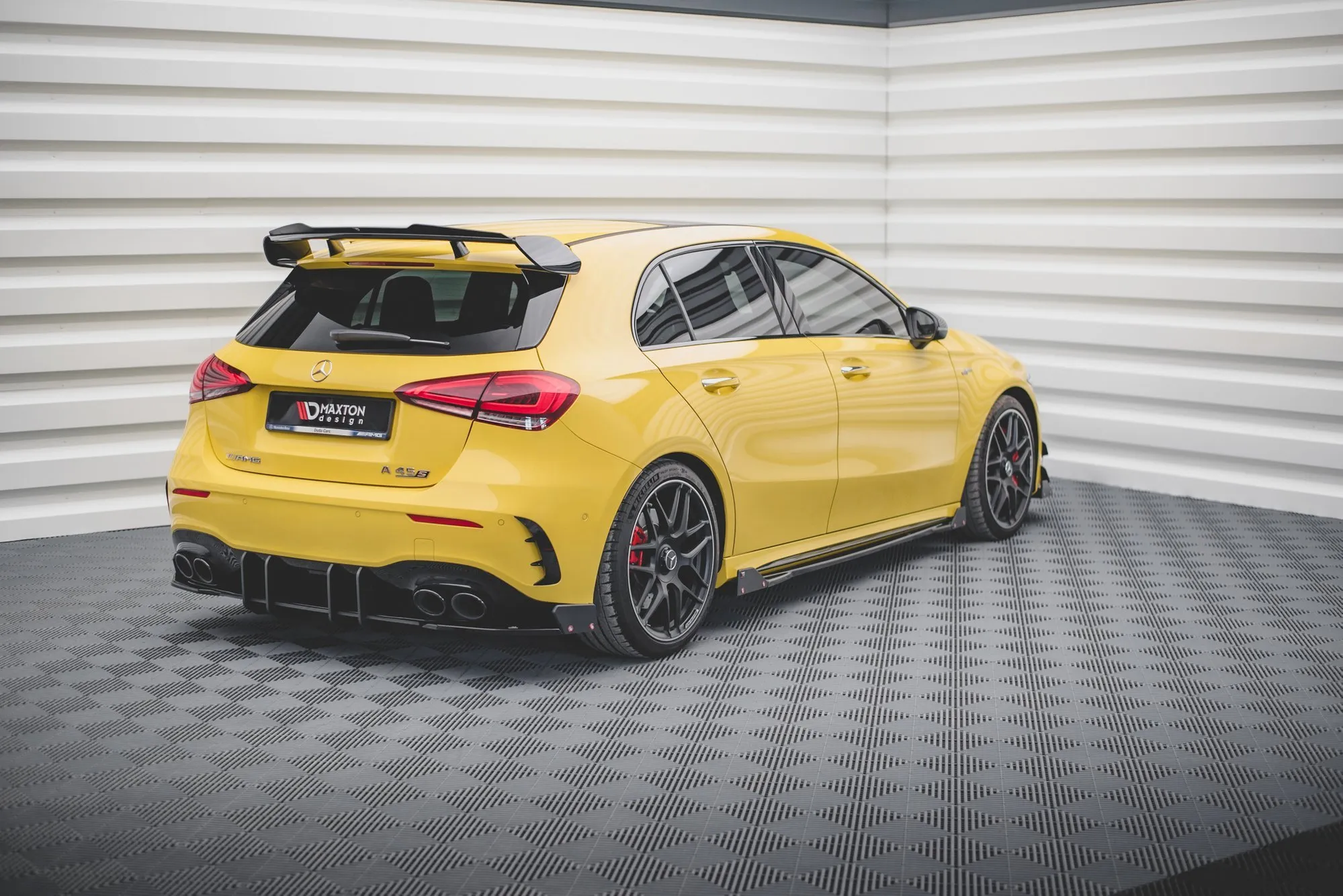 Sidesplitters bak V.2 + Flopper Mercedes-AMG A 45 S Aero Pack W177 2019 -> | Glossy Black Edition – bilde 2