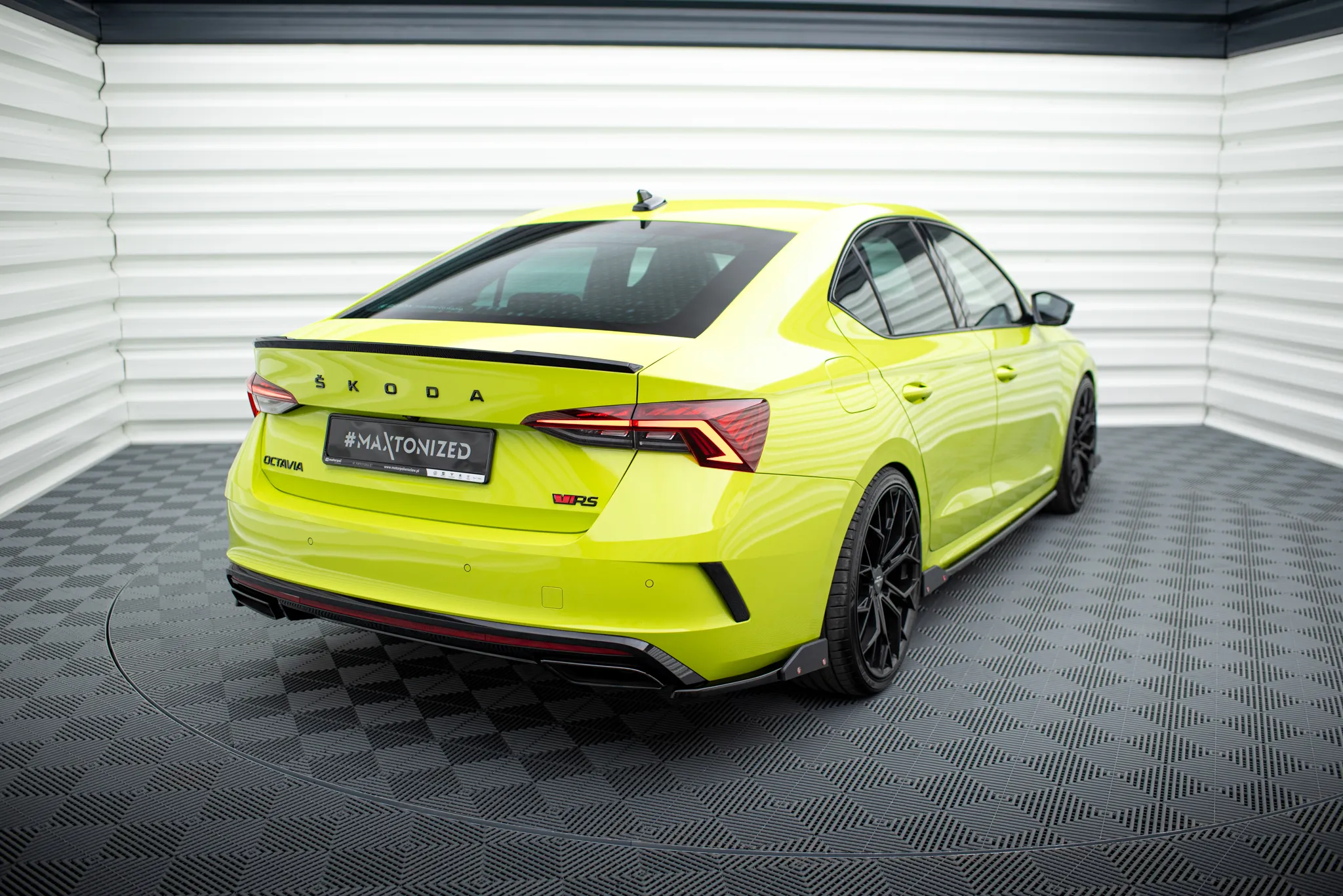 Sidesplitters bak V.2 + Flopper Skoda Octavia RS IV 2020 -> | Glossy Black Edition – bilde 2