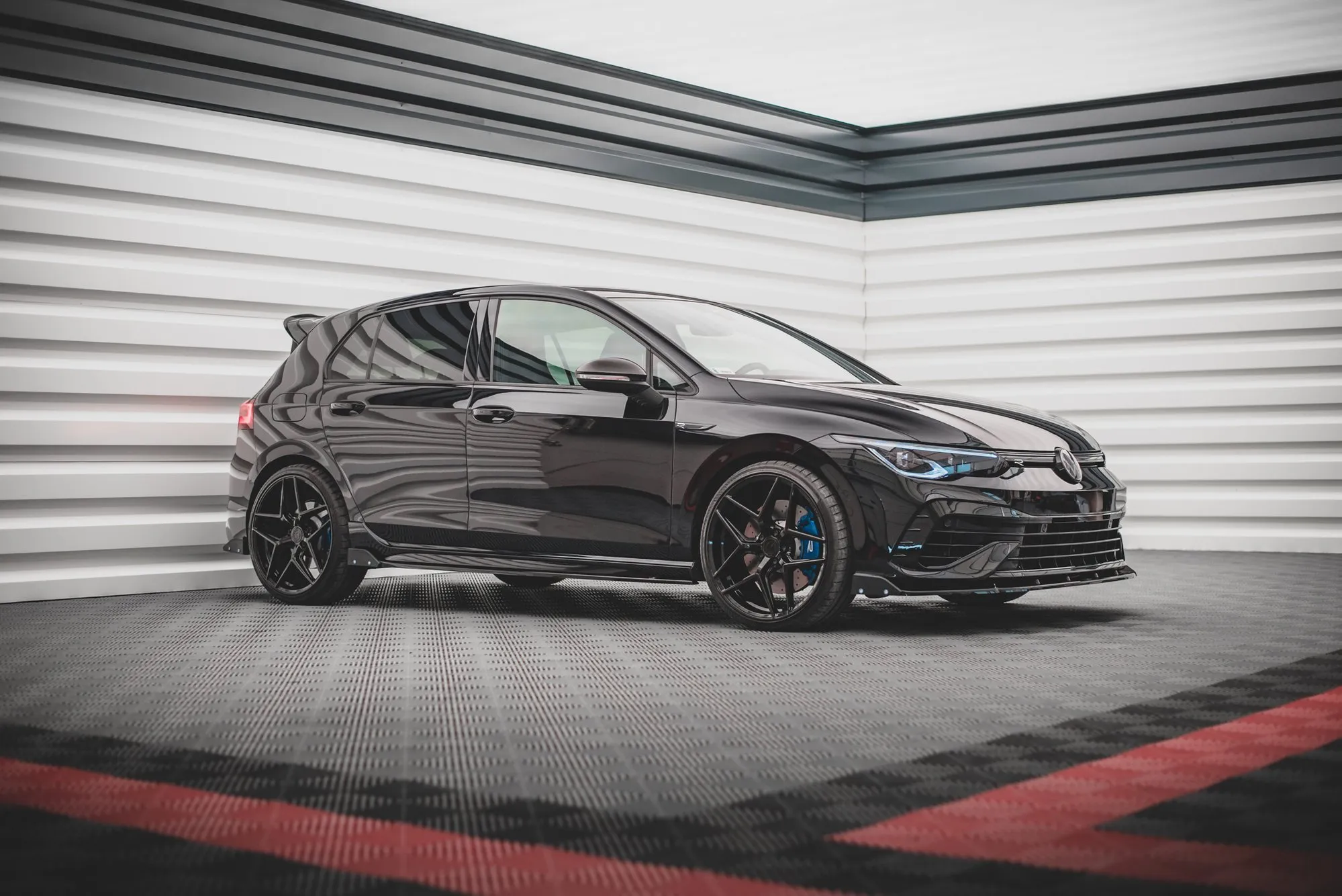 Sidesplitters bak V.2 + Flopper VW Golf R Mk8 2020 - > | Glossy Black Edition – bilde 2