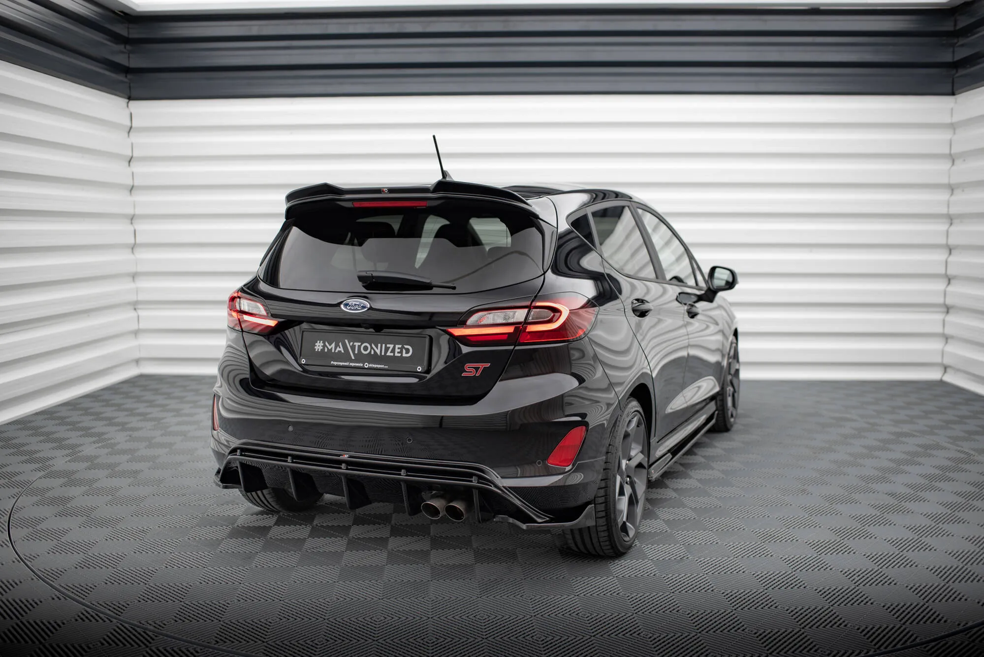 Sidesplitters bak V.2 Ford Fiesta Mk7 ST / ST-Line 2016 - 2023 | Glossy Black Edition – bilde 2