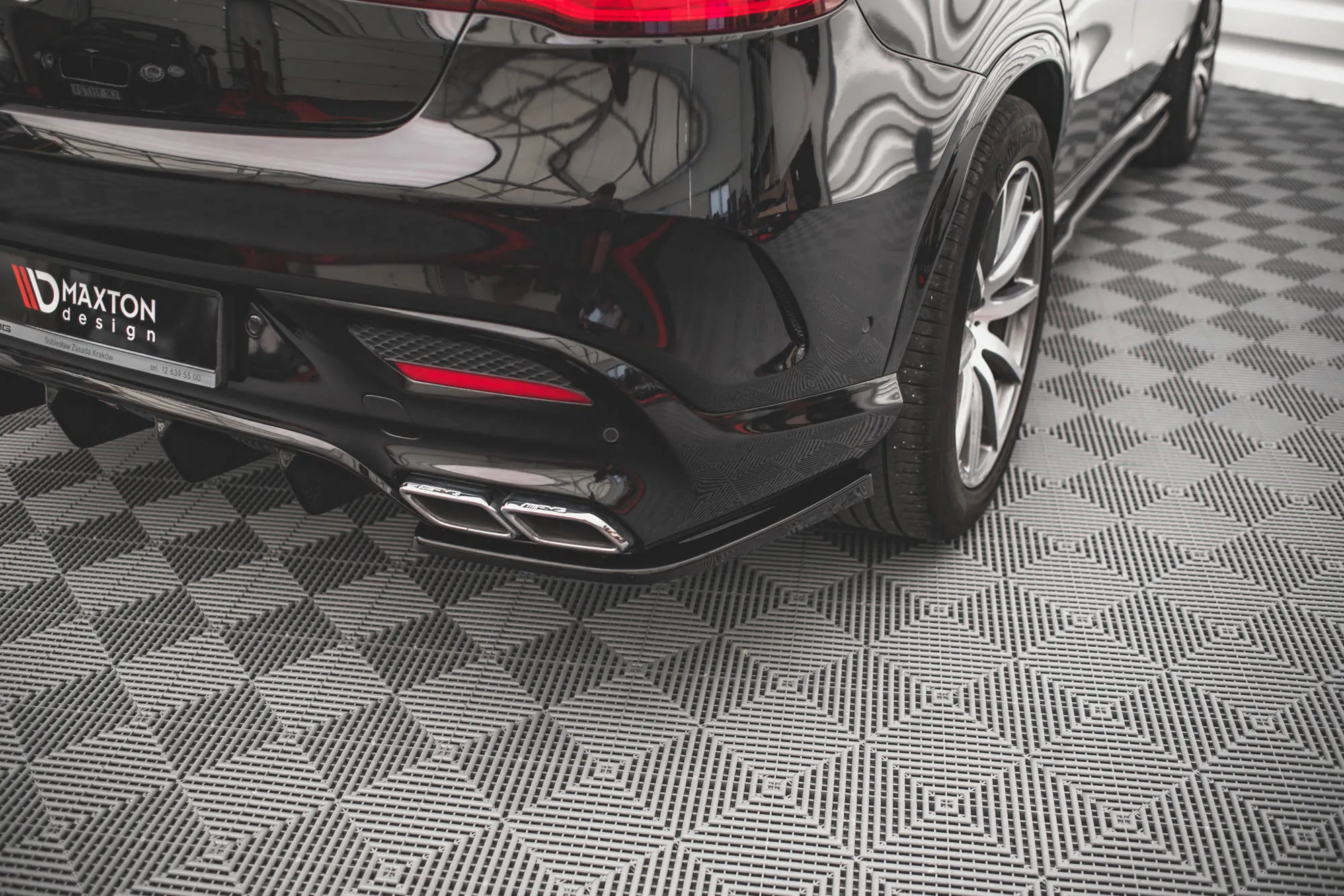 Sidesplitters bak V.2 Mercedes-Benz Gle Coupe I 63 AMG (C292) 2015-2019 | Glossy Black Edition – bilde 5
