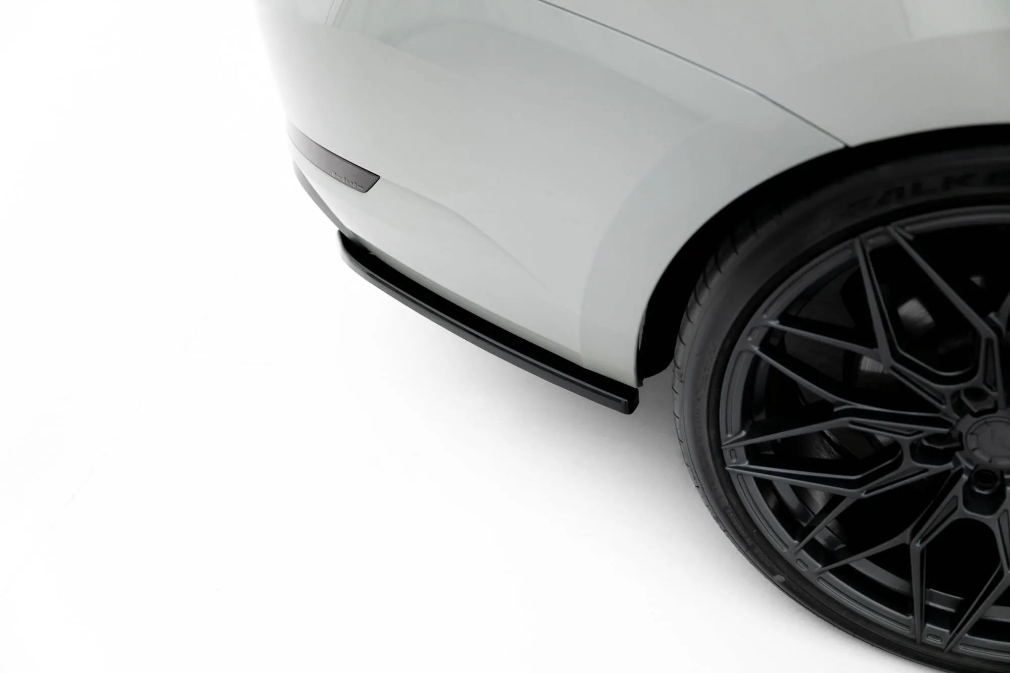 Sidesplitters bak V.2 Skoda Superb III 2015 - 2019 | Glossy Black Edition – bilde 3