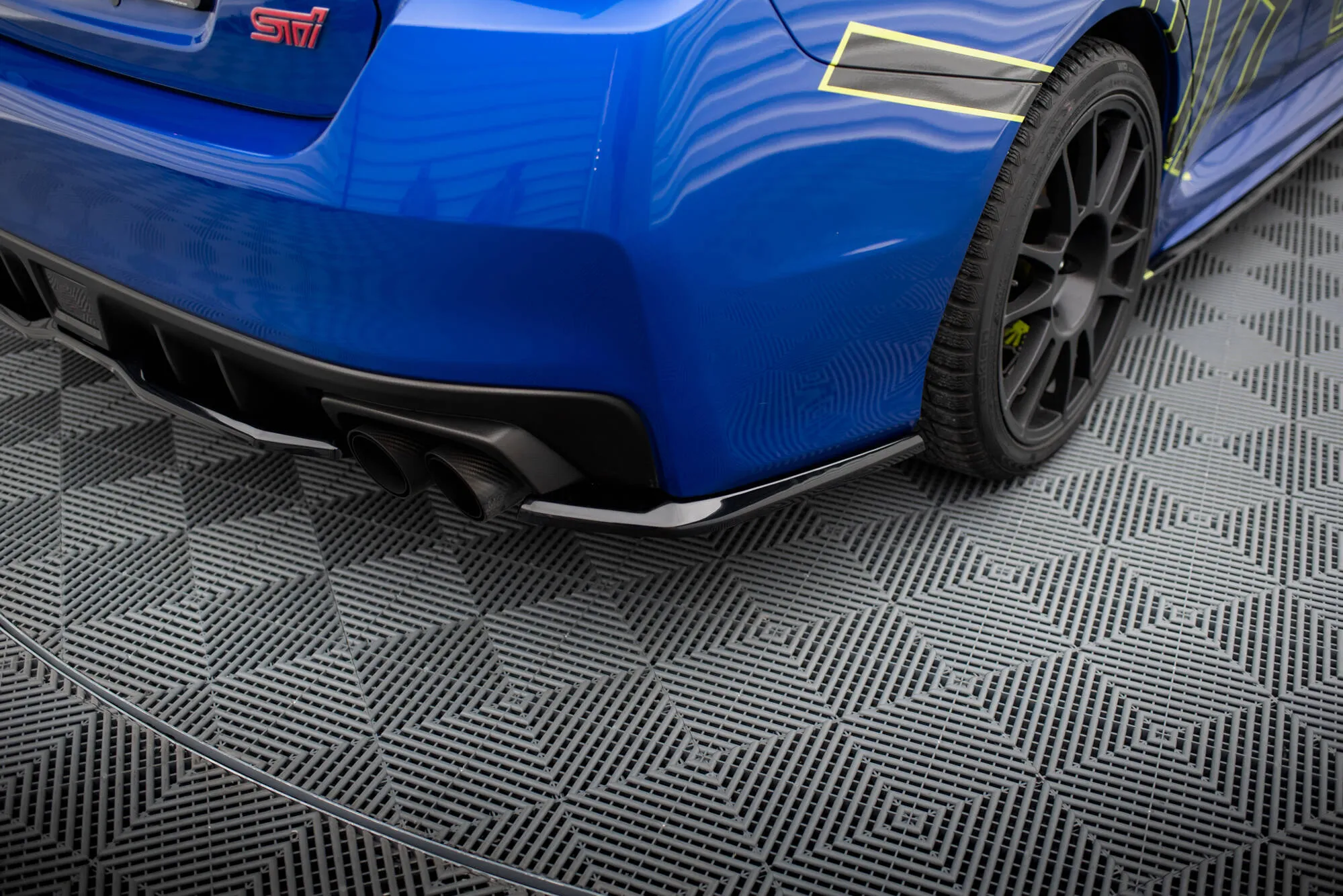 Sidesplitters bak V.2 Subaru WRX STI I Facelift 2017 - 2021 | Glossy Black Edition – bilde 3