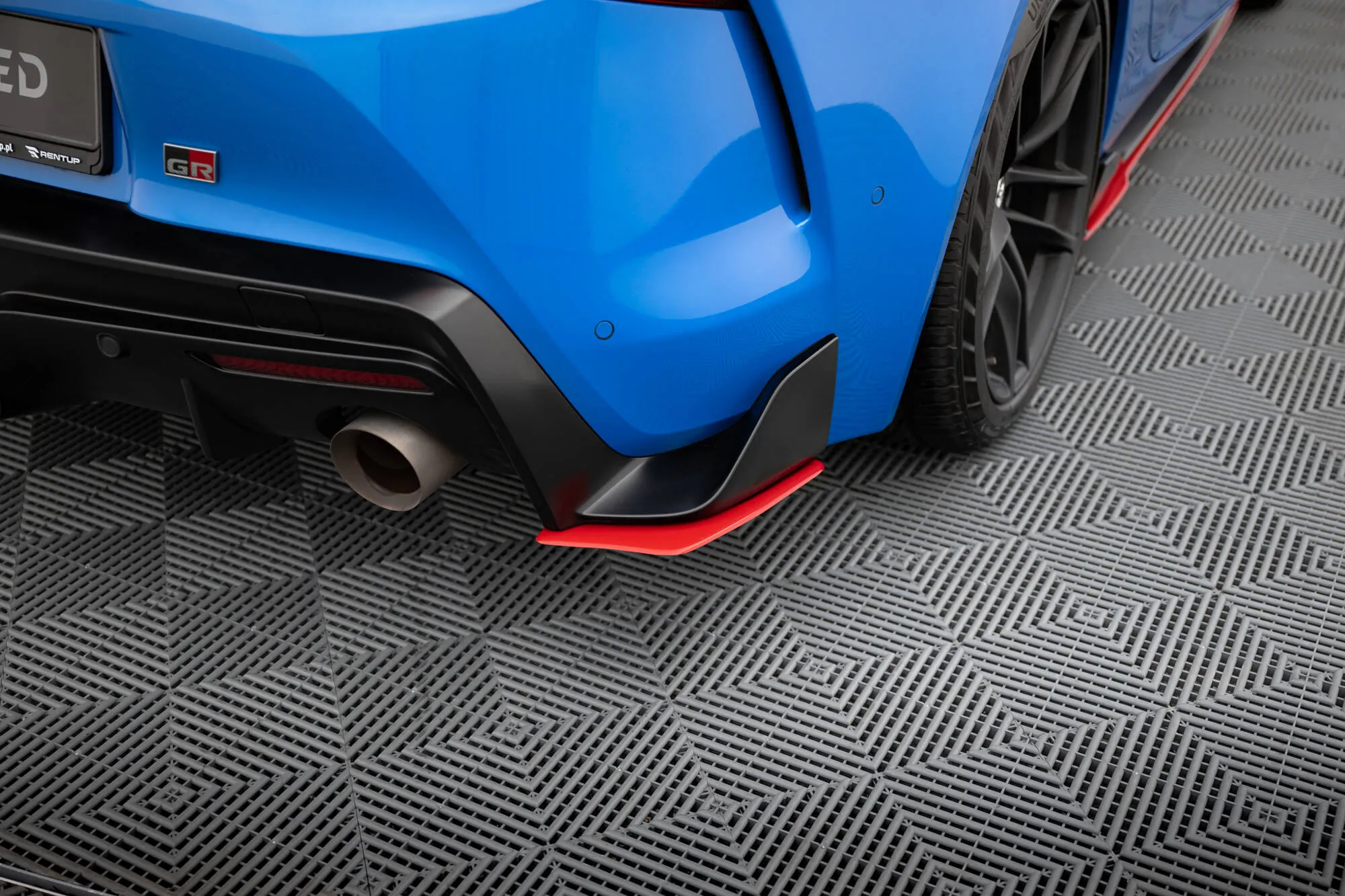 Sidesplitters bak V.2 Toyota Supra (Mk5) 2019-> | Glossy Black Edition