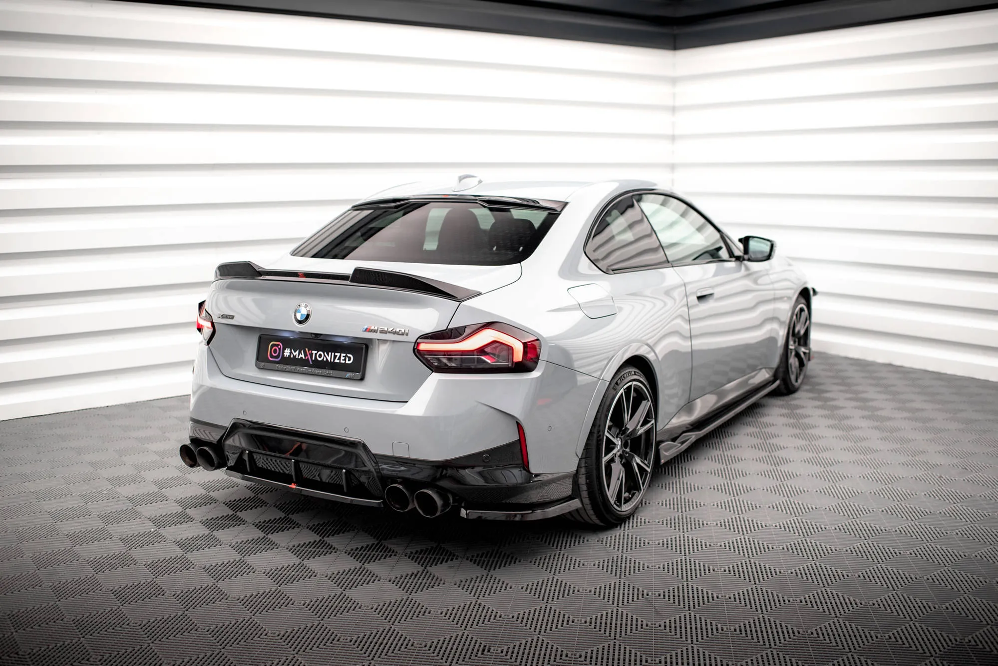 Sidesplitters bak V.2 V.1 BMW 2 M240I G42 2021 -> | Glossy Black Edition