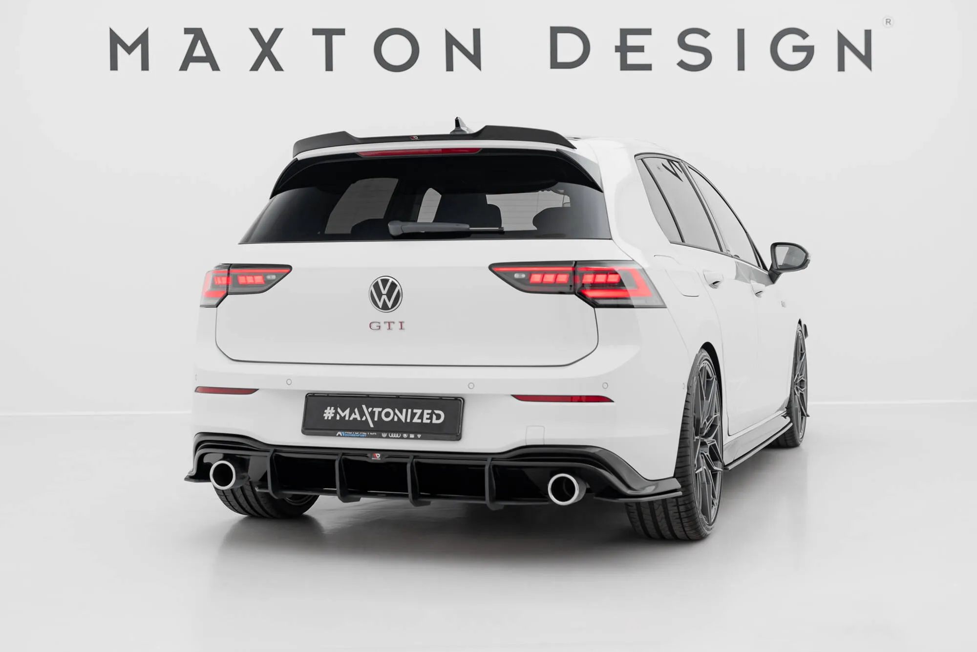 Sidesplitters bak V.2 VW Golf 8 GTI / GTI Clubsport / R-line 2020-> | Street Pro Black Edition – bilde 3
