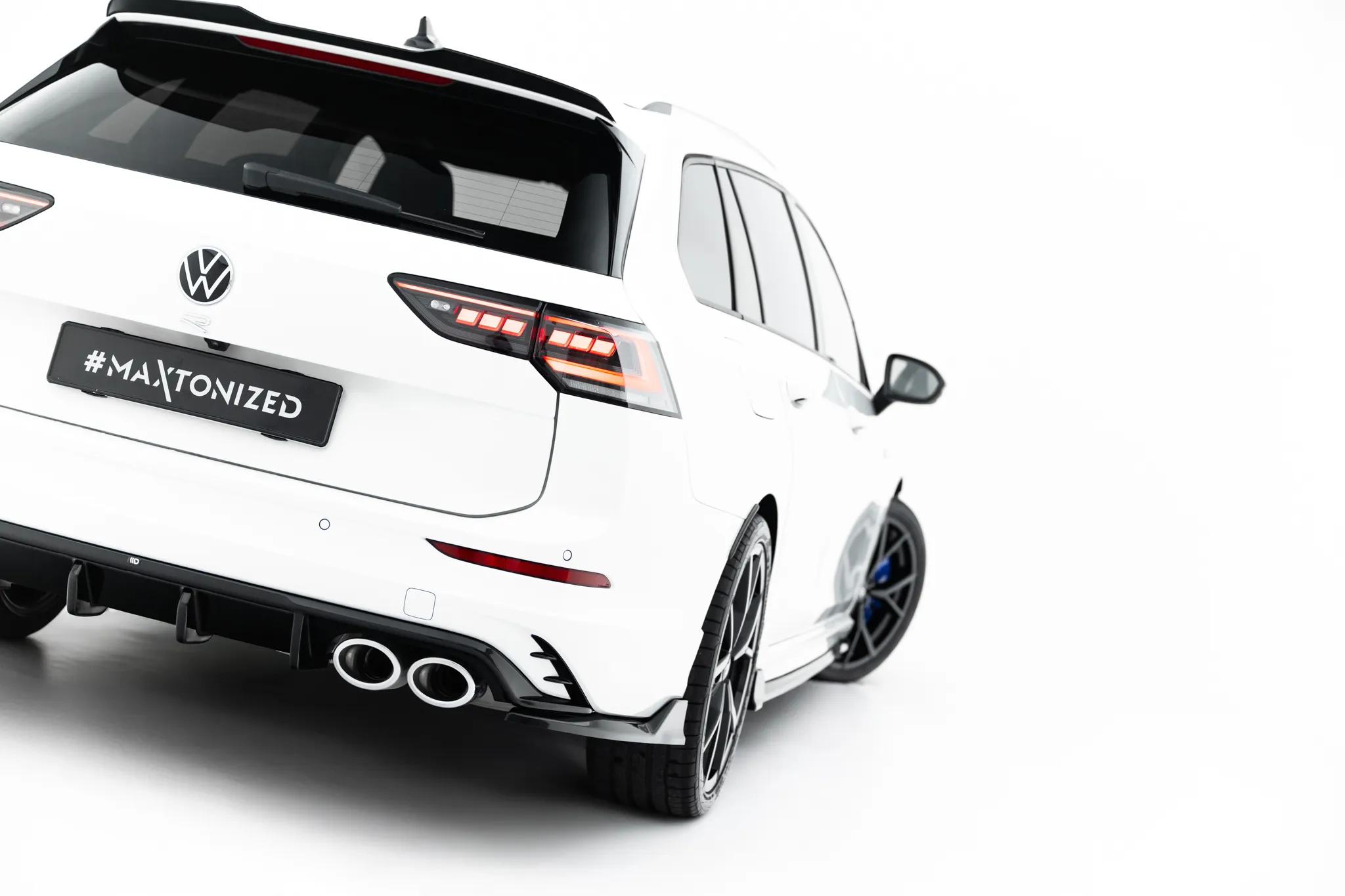 Sidesplitters bak V.2 VW Golf R Variant VIII Facelift 2024 -> | Glossy Black Edition