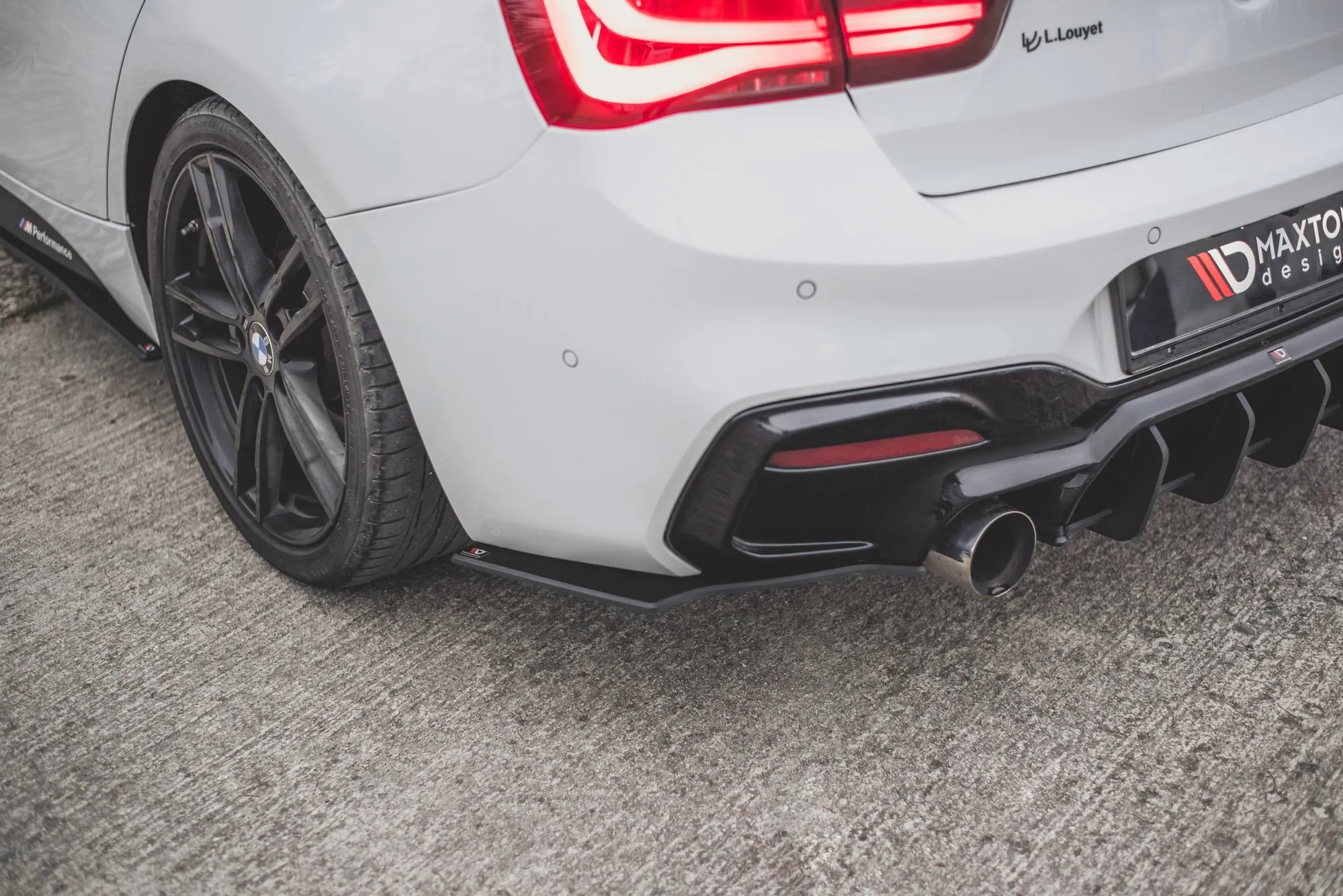 Sidesplitters bak V.3 BMW 1 (F20) M Pack LCI 2015 - 2019 | Street Pro Black Edition