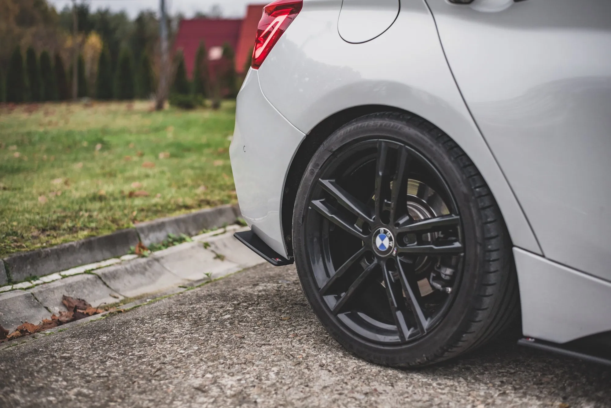 Sidesplitters bak V.3 BMW 1 (F20) M Pack LCI 2015 - 2019 | Street Pro Black Edition – bilde 3