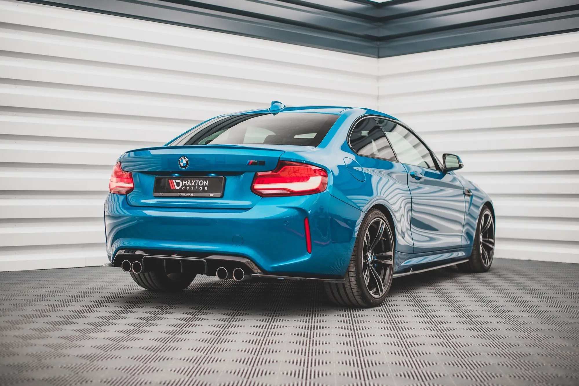Sidesplitters bak V.3 BMW M2 F87 2016 -> | Glossy Black Edition – bilde 2