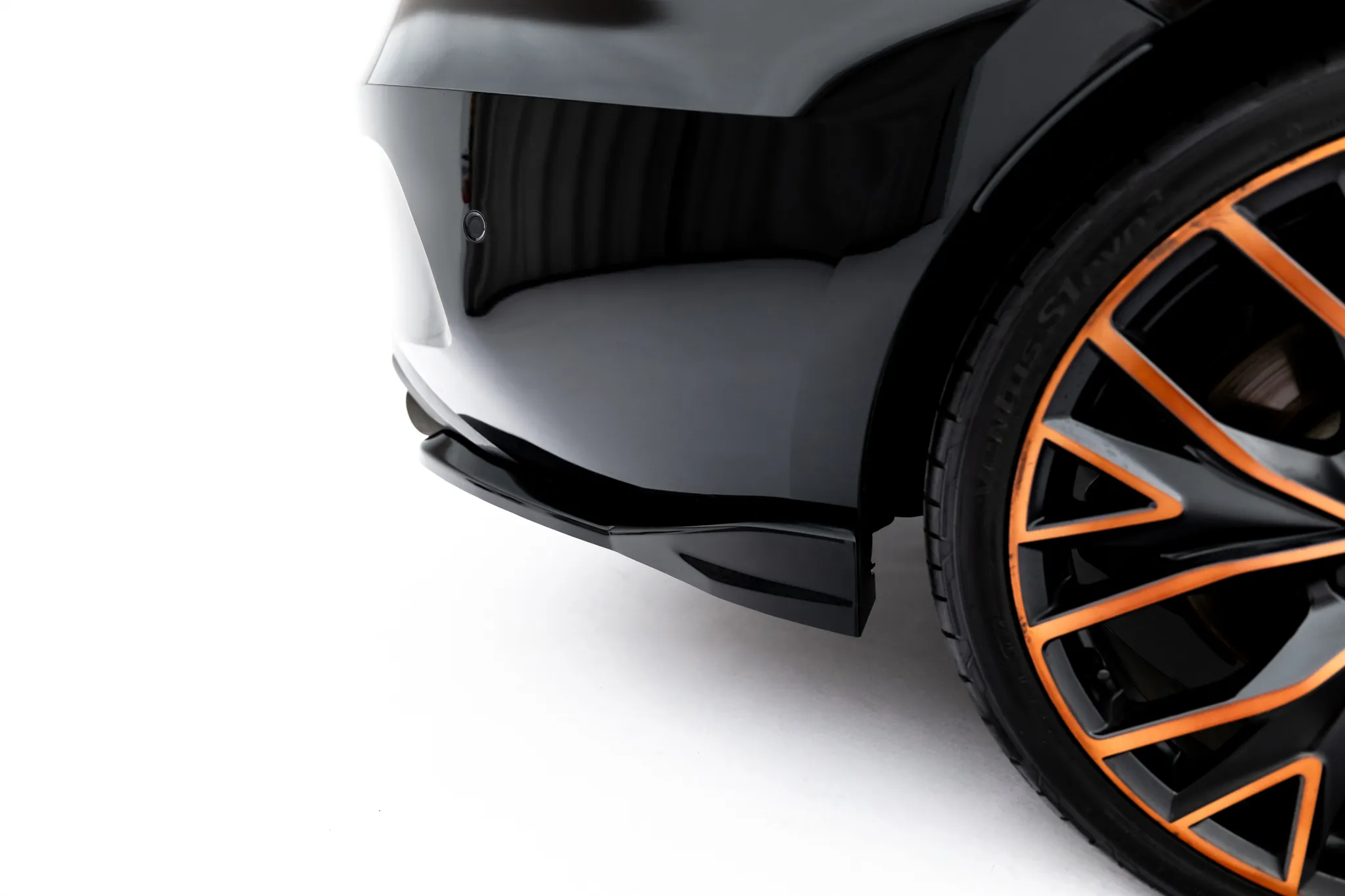 Sidesplitters bak V.3 Cupra Leon 2020-2026 | Glossy Black Edition – bilde 2