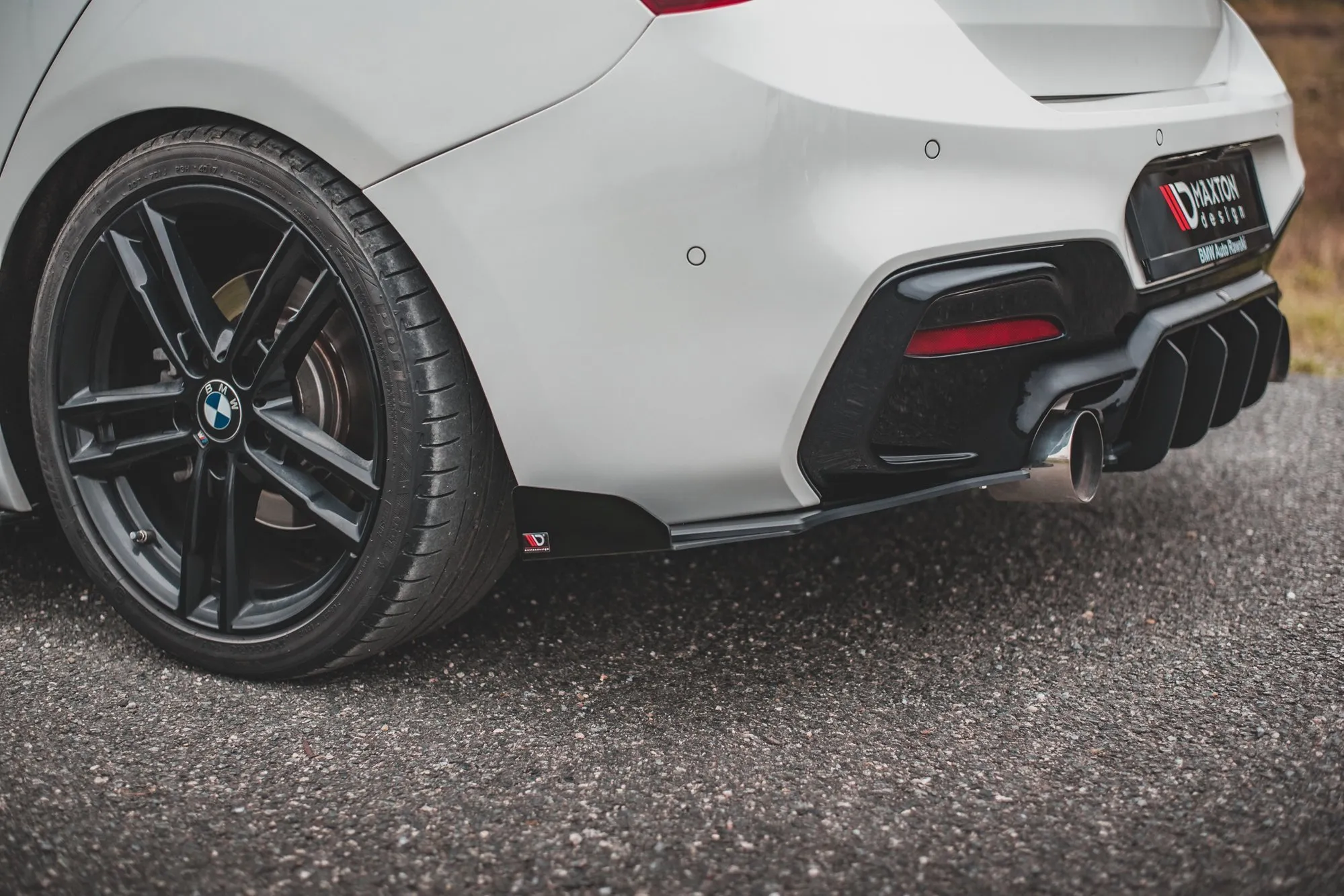 Sidesplitters bak V.3 + Flopper BMW 1 (F20) M Pack LCI 2015 - 2019 | Street Pro Black Edition – bilde 2
