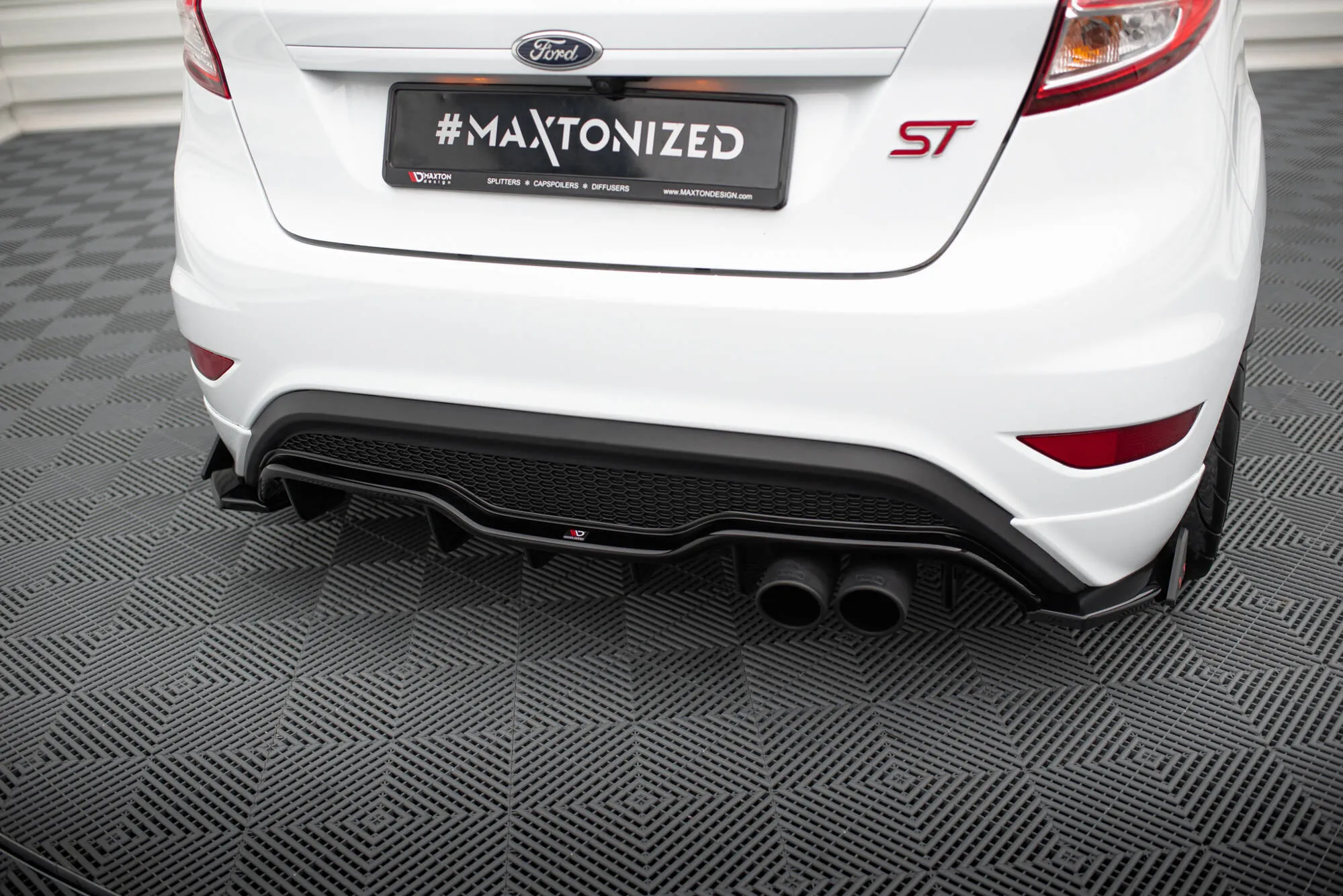 Sidesplitters bak V.3 + Flopper Ford Fiesta Mk6 ST / ST-Line Facelift 2013 - 2017 | Glossy Black Edition – bilde 3