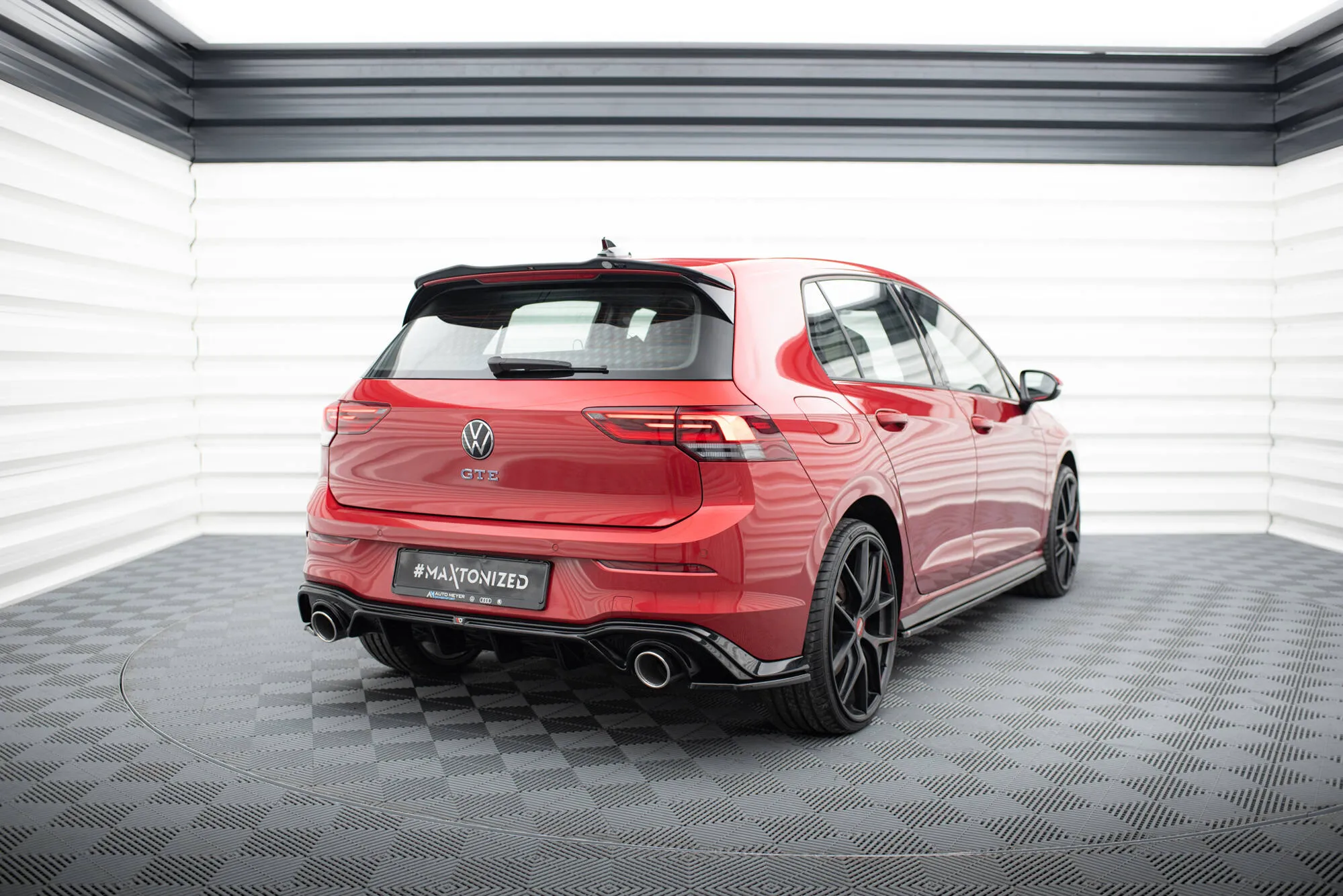 Sidesplitters bak V.3 VW Golf 8 GTI / GTE 2019 -> | Glossy Black Edition – bilde 5