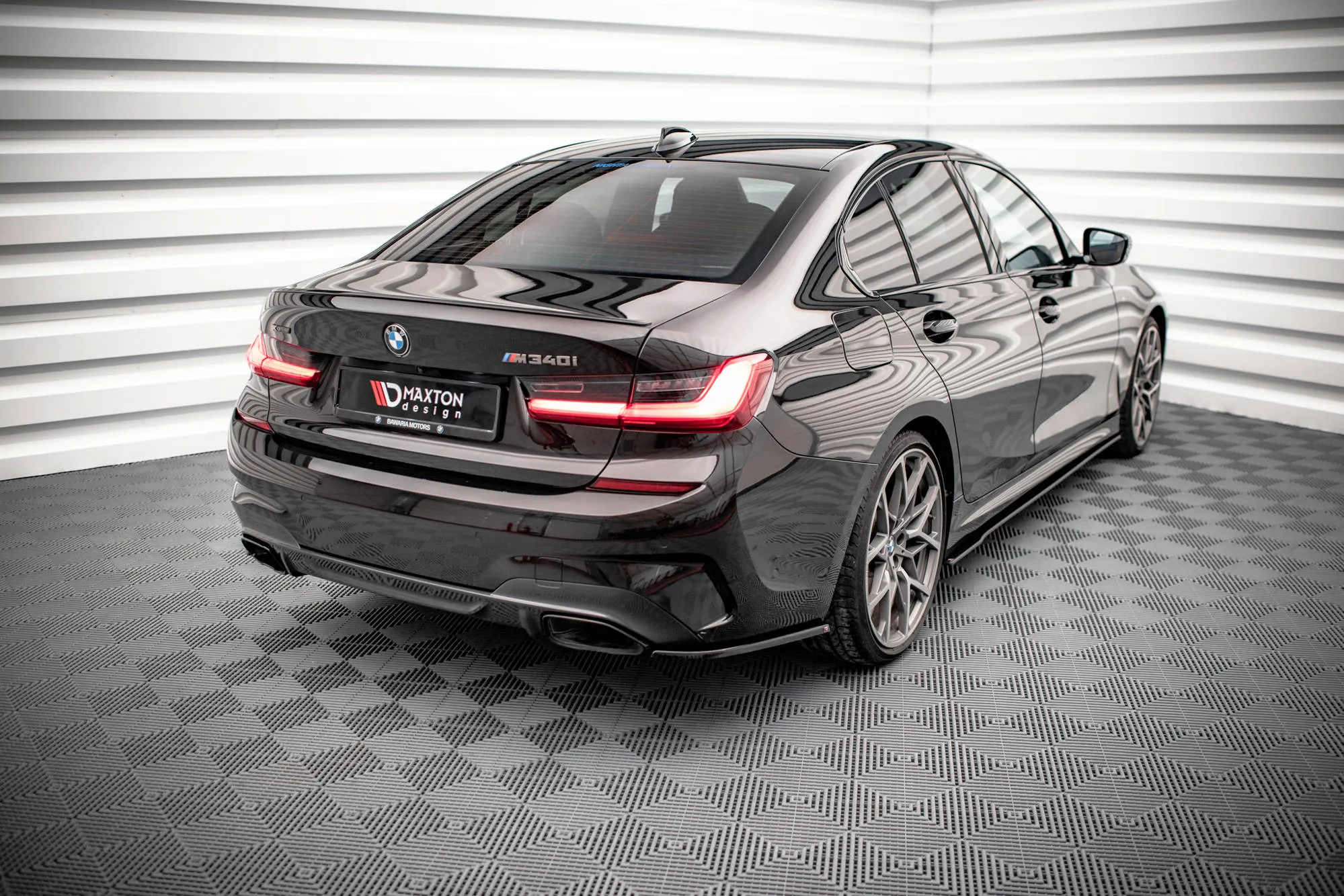 Sidesplitters bak V.4 BMW 3 G20 M-Pack 2019-2022 | Glossy Black Edition
