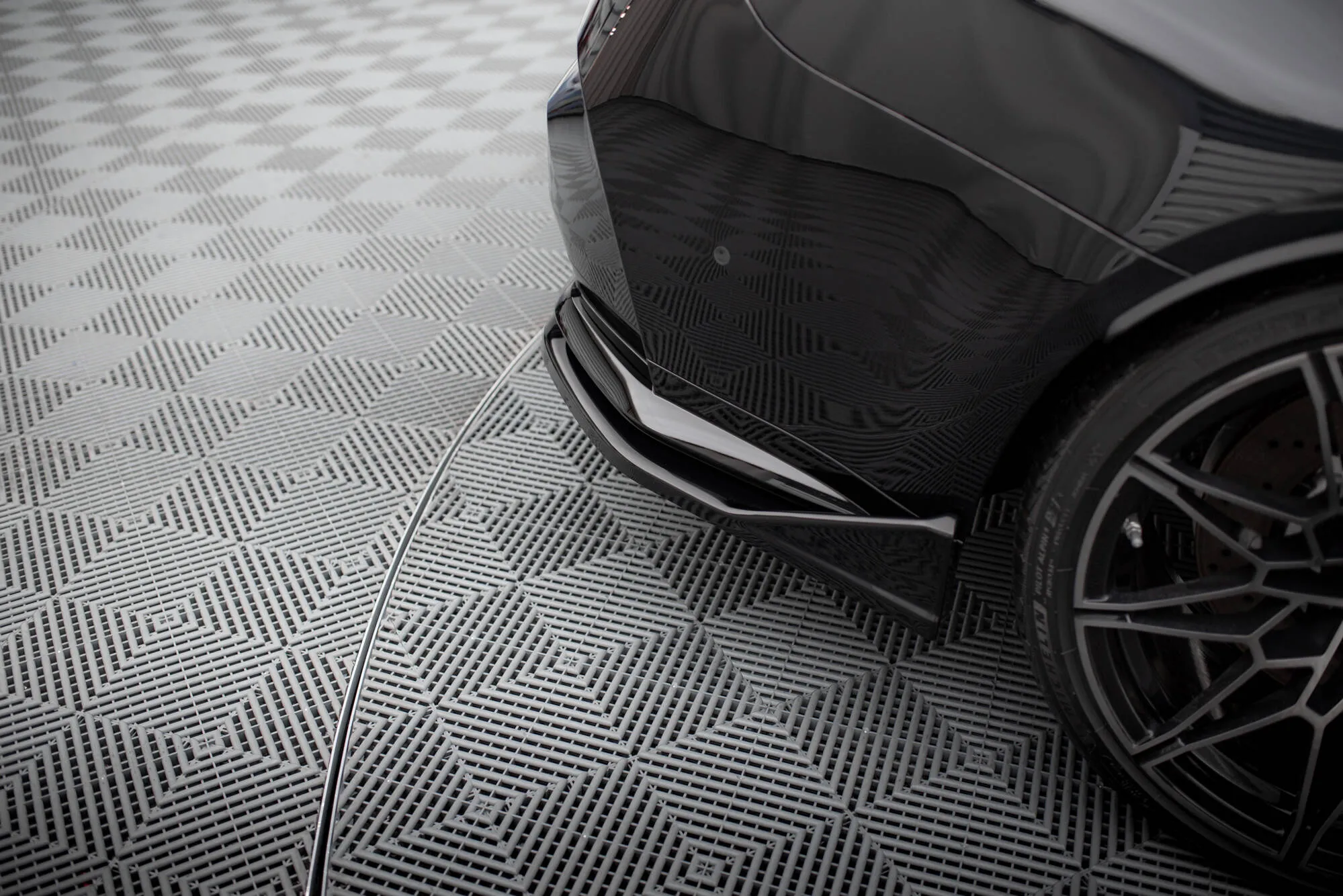 Sidesplitters bak V.4 BMW M3 G80 2021 -> | Glossy Black Edition – bilde 3
