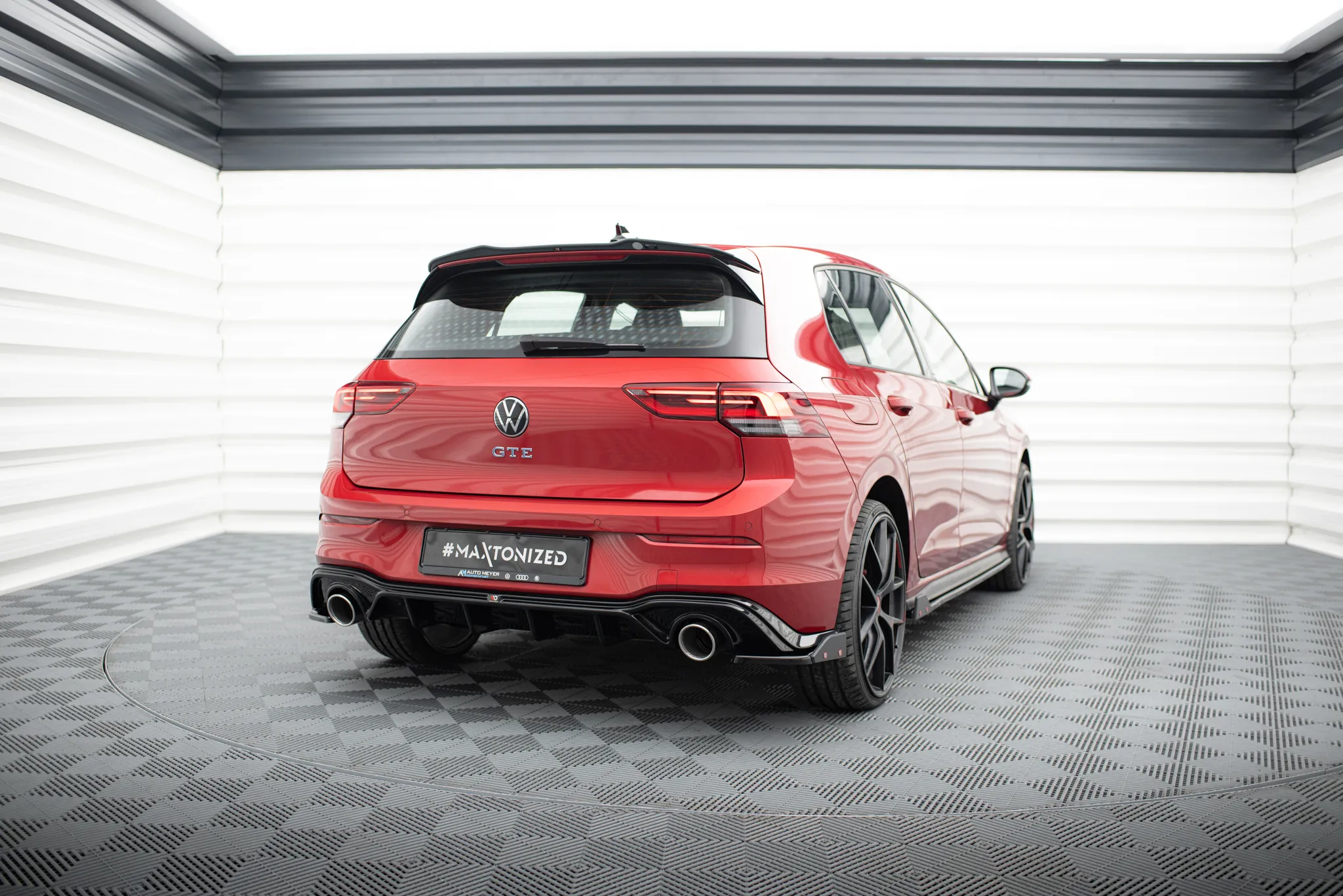 Sidesplitters bak V.4 + Flopper VW Golf 8 GTI / GTE 2019 -> | Glossy Black Edition – bilde 4
