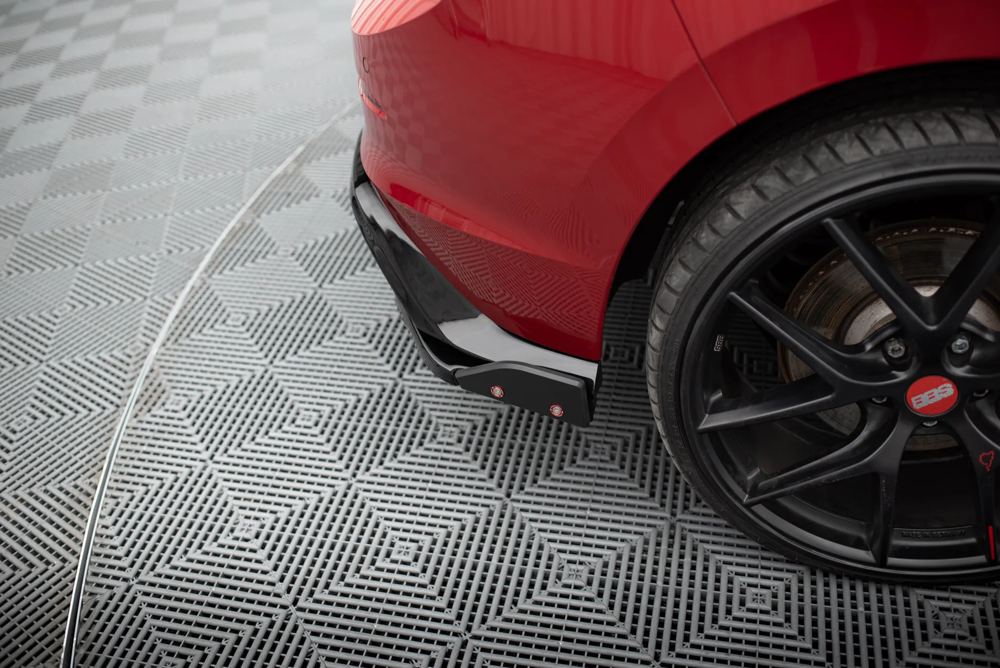 Sidesplitters bak V.4 + Flopper VW Golf 8 GTI / GTE 2019 -> | Glossy Black Edition – bilde 6