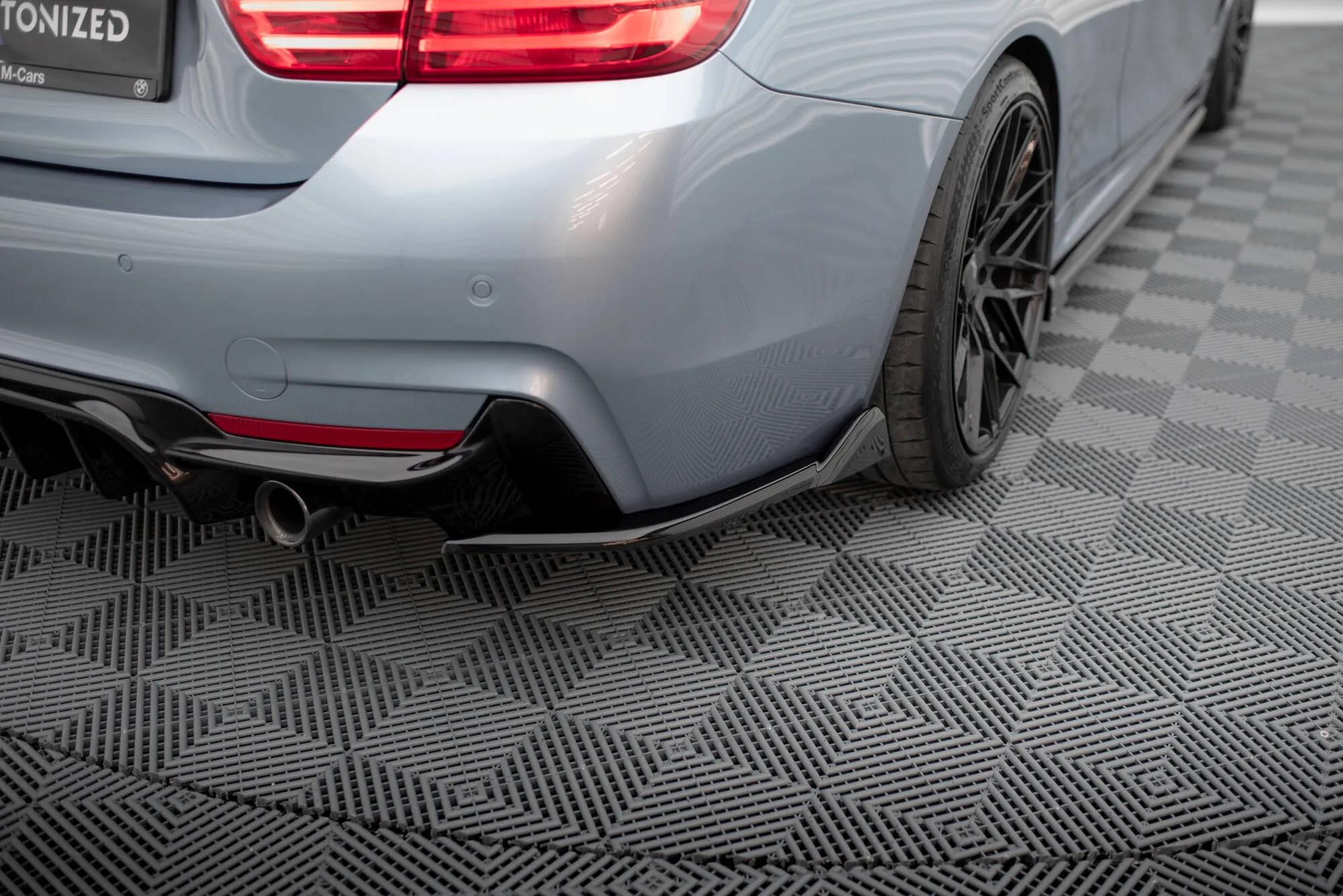 Sidesplitters bak V.5 BMW 4 F32 M-pack 2013 -> | Glossy Black Edition