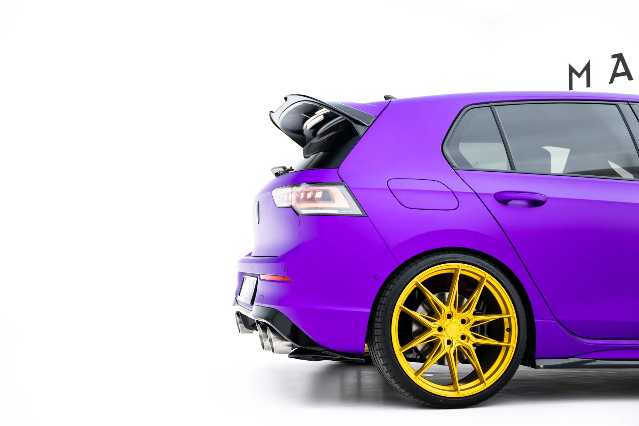 Sidesplitters bak V.8 Volkswagen Golf R VIII Facelift 2024 -> | Glossy Black Edition – bilde 3