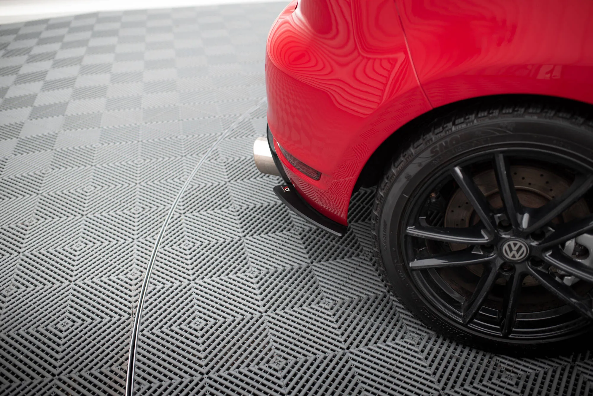 Sidesplitters bak Volkswagen Golf GTI (Mk6) 2008-2012 | Street Pro Black Edition – bilde 3