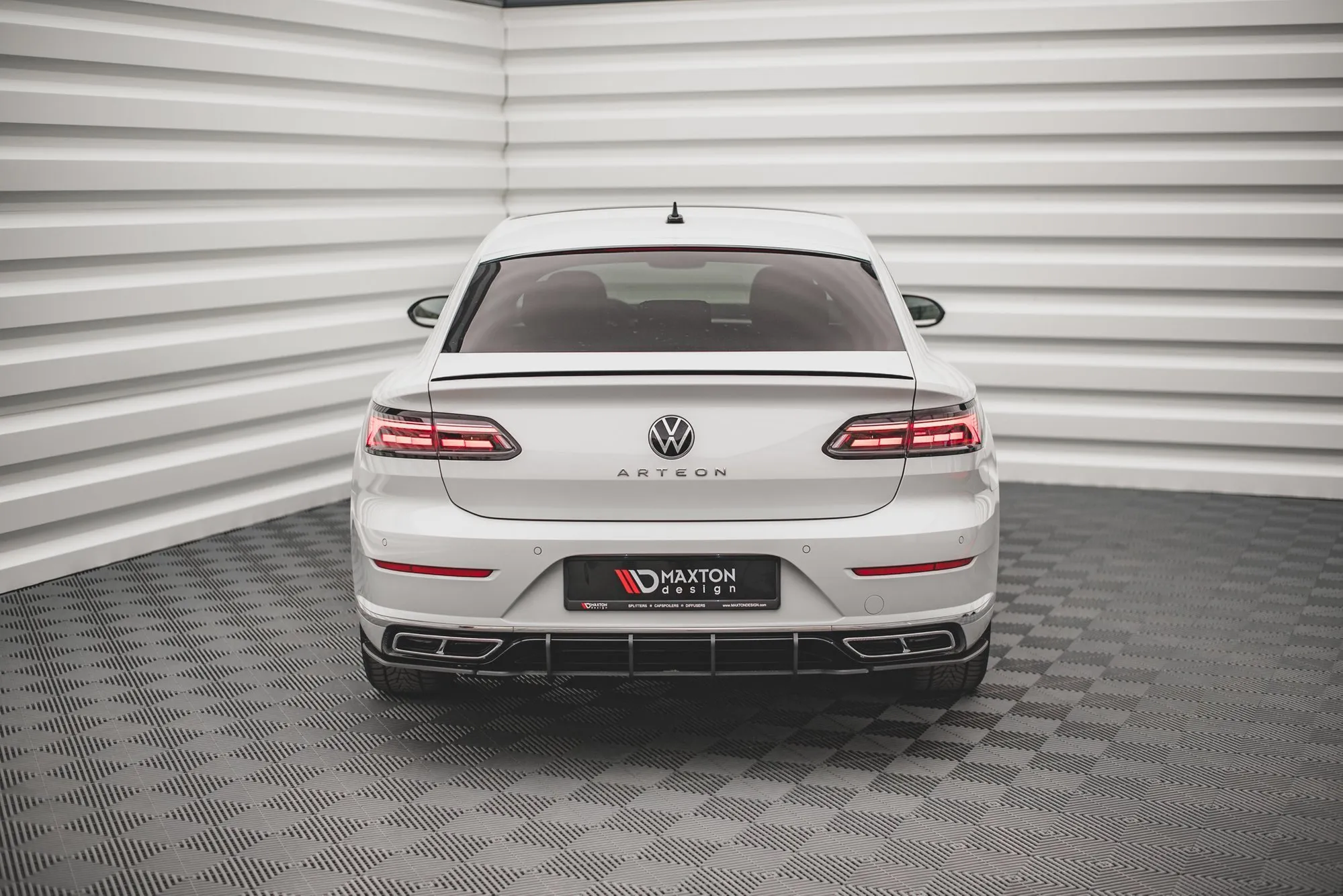 Sidesplitters bak VW Arteon R-Line 2020 - 2025 | Street Pro Black Edition