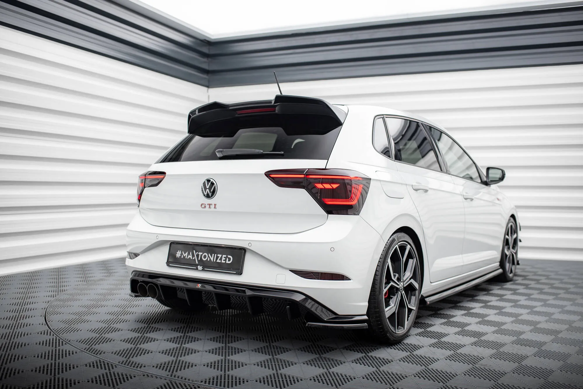 Sidesplitters bak VW Polo GTI VI Facelift 2021 -> | Glossy Black Edition – bilde 3